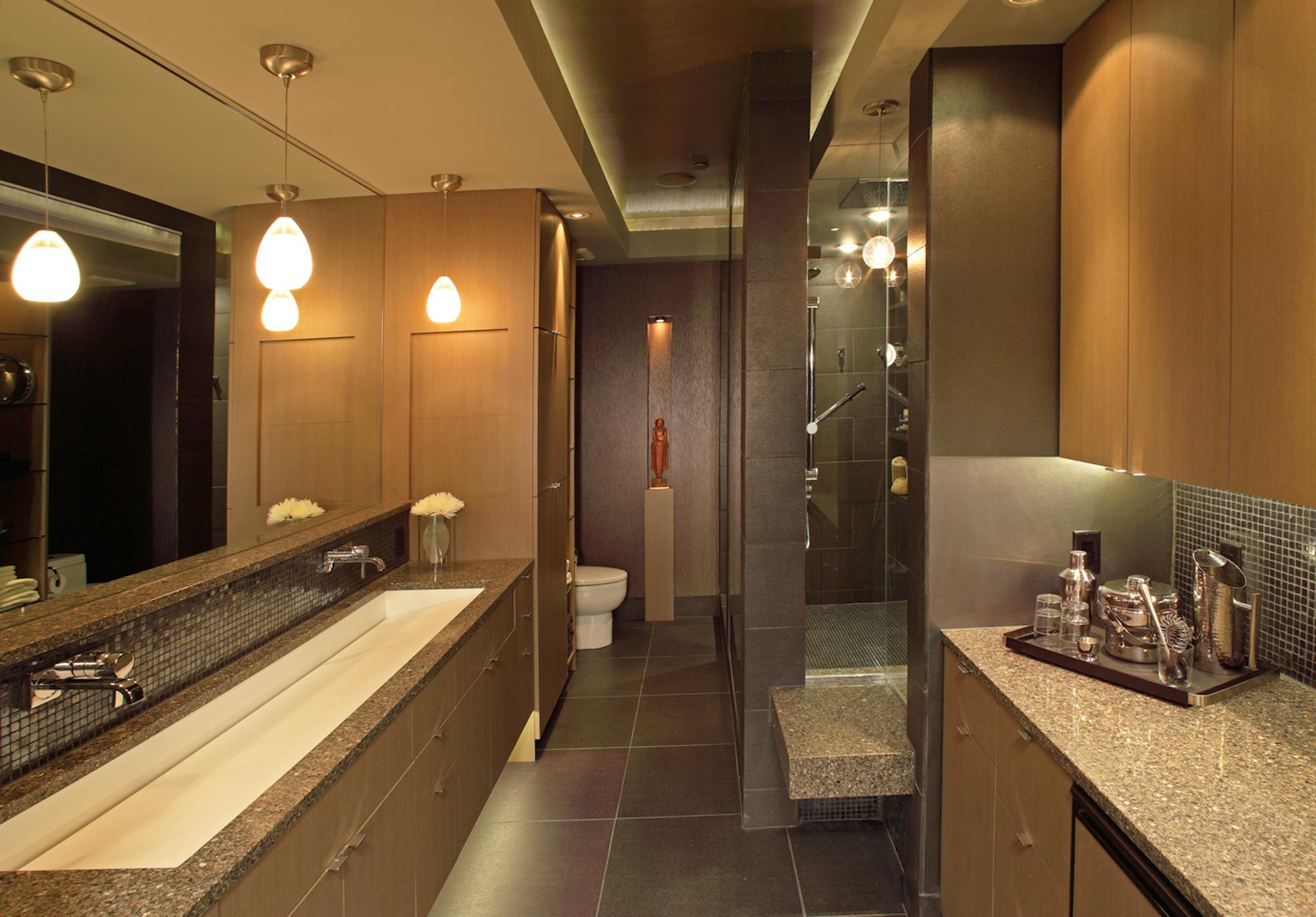 BEFORE & AFTER: Master bath by designer Greg Walsh. Photo Greg Page