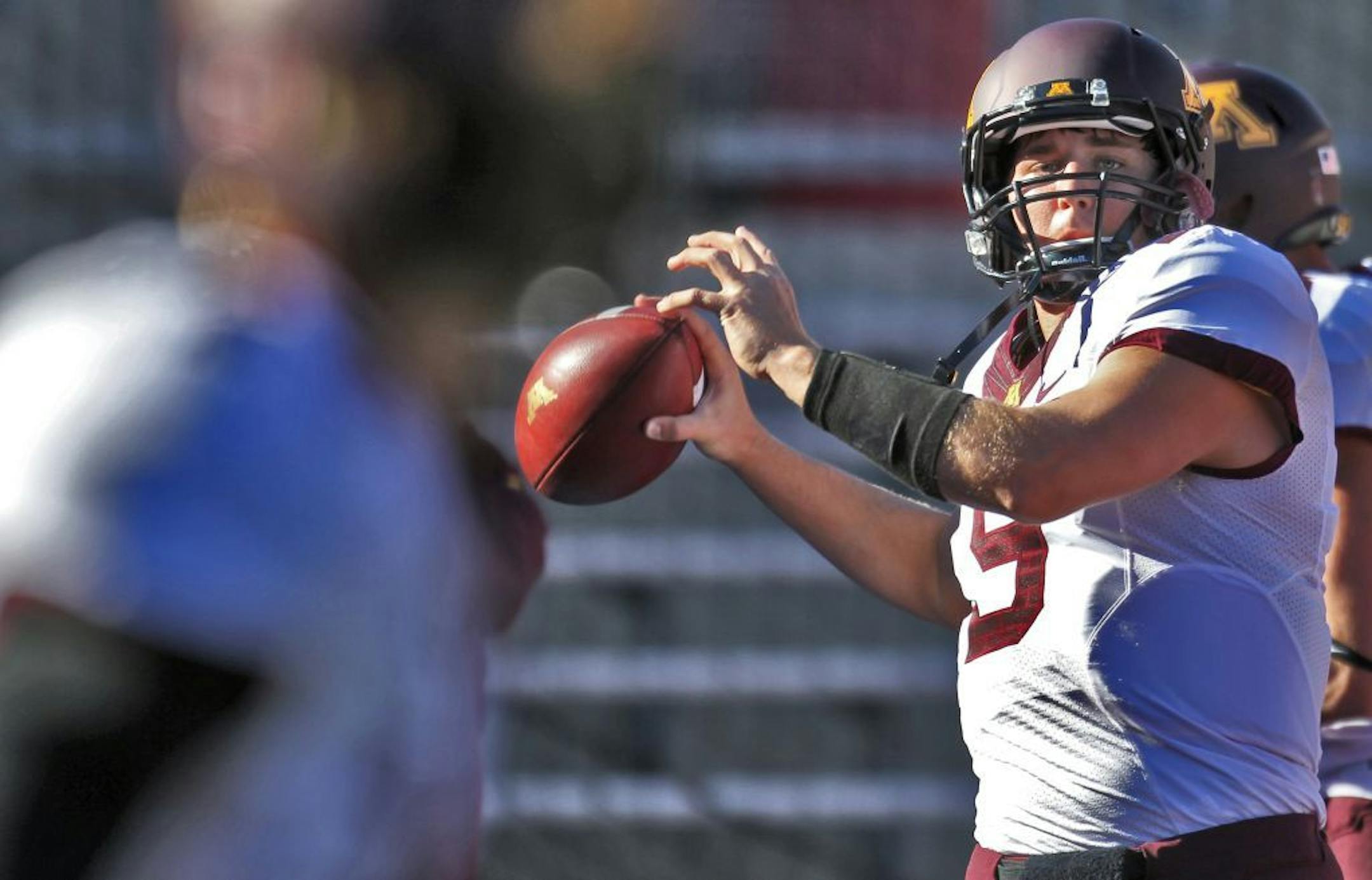 Gophers freshman quarterback Philip Nelson