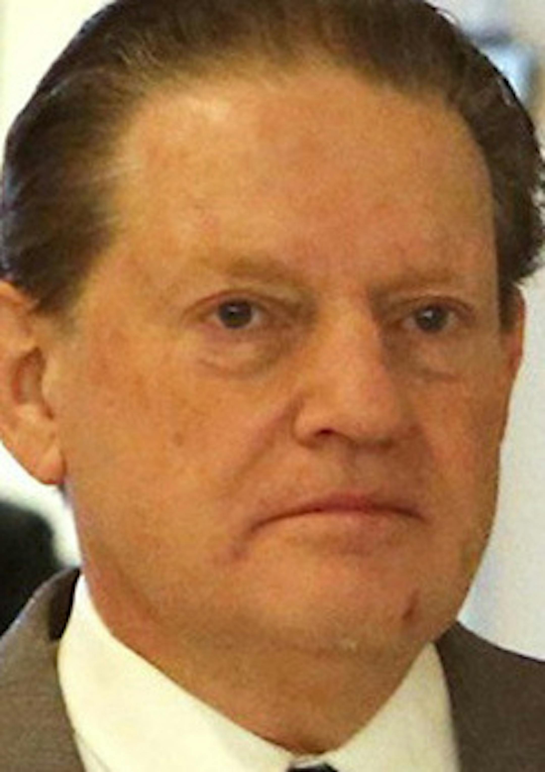 Byron Smith, left, heads into court with his lawyer, Steve Meshbesher, during the Smith's trial in the shooting deaths of 17-year-old Nick Brady and 18-year-old Haile Kifer, at the Morrison County Courthouse in Little Falls, Minn., on Tuesday, April 29, 2014. (David Joles/Minneapolis Star Tribune/MCT) ORG XMIT: 11523321 ORG XMIT: MIN1404291657402715