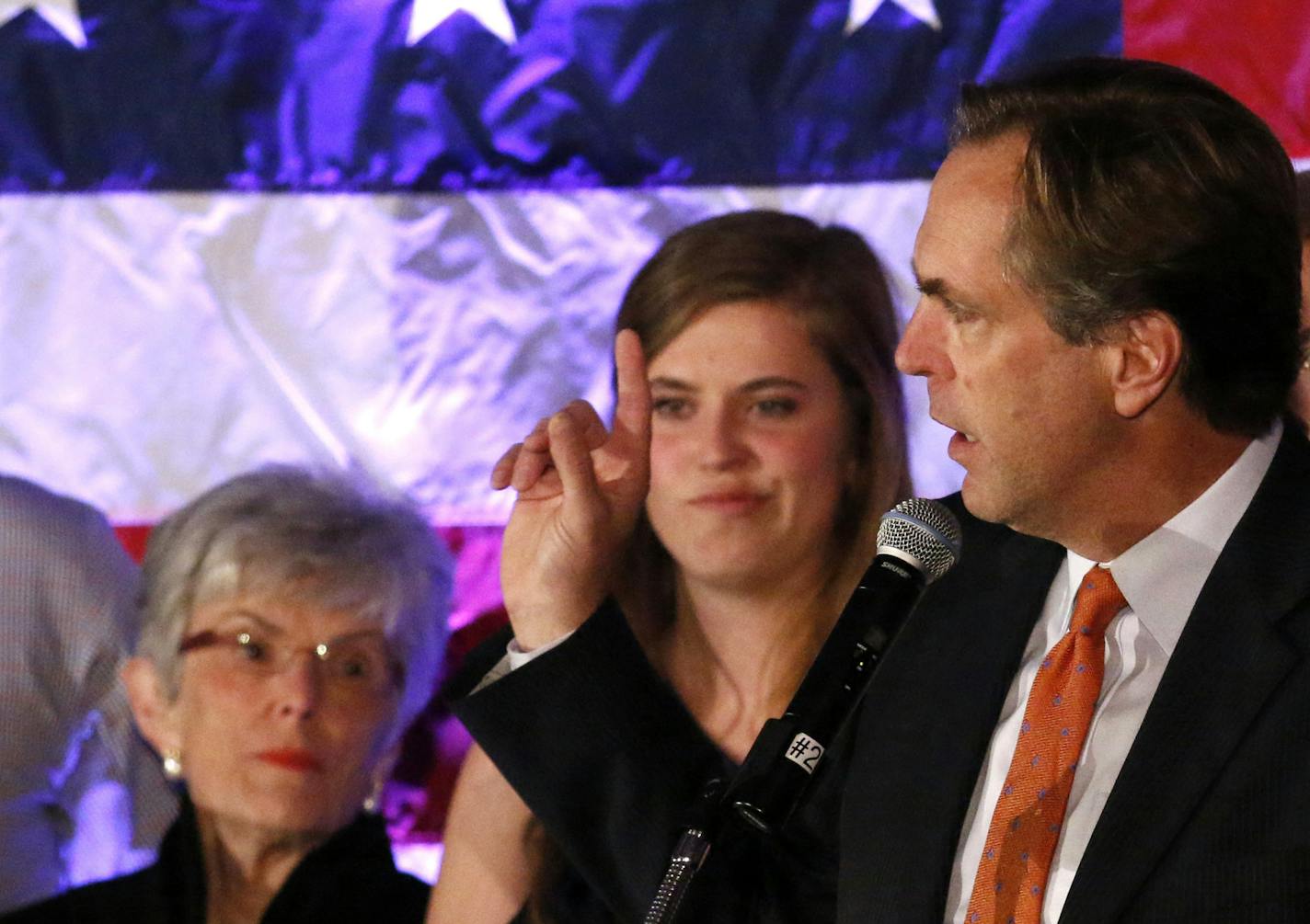 Flanked by his family on stage, Mike McFadden conceded his race for a US Senate seat to Al Franken. ] GOP Headquarters BRIAN PETERSON &#x201a;&#xc4;&#xa2; brian.peterson@startribune.com Minneapolis, MN 11/04/14