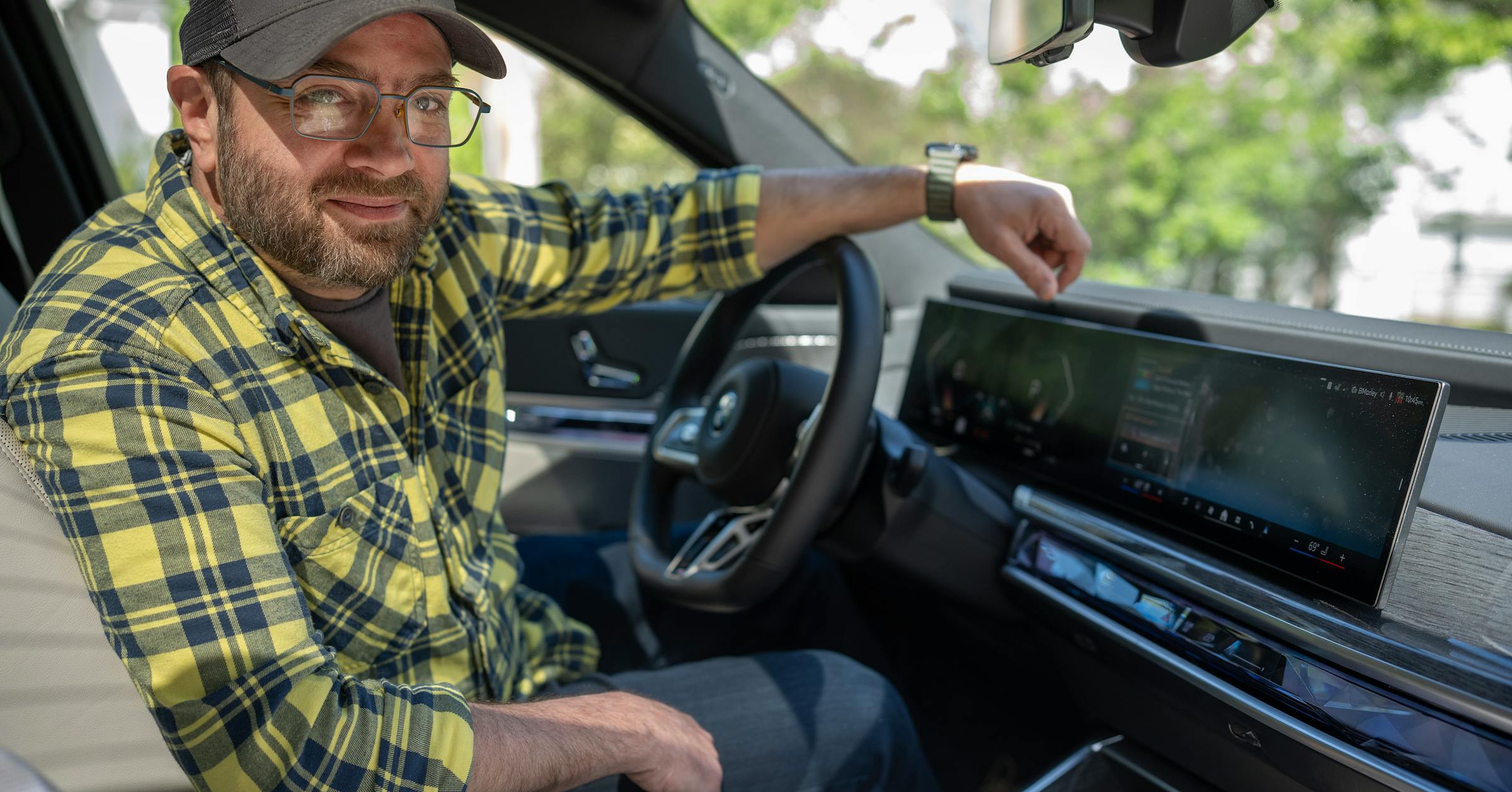 Minnesota EV drivers feel blindsided by increase in tab renewal fees