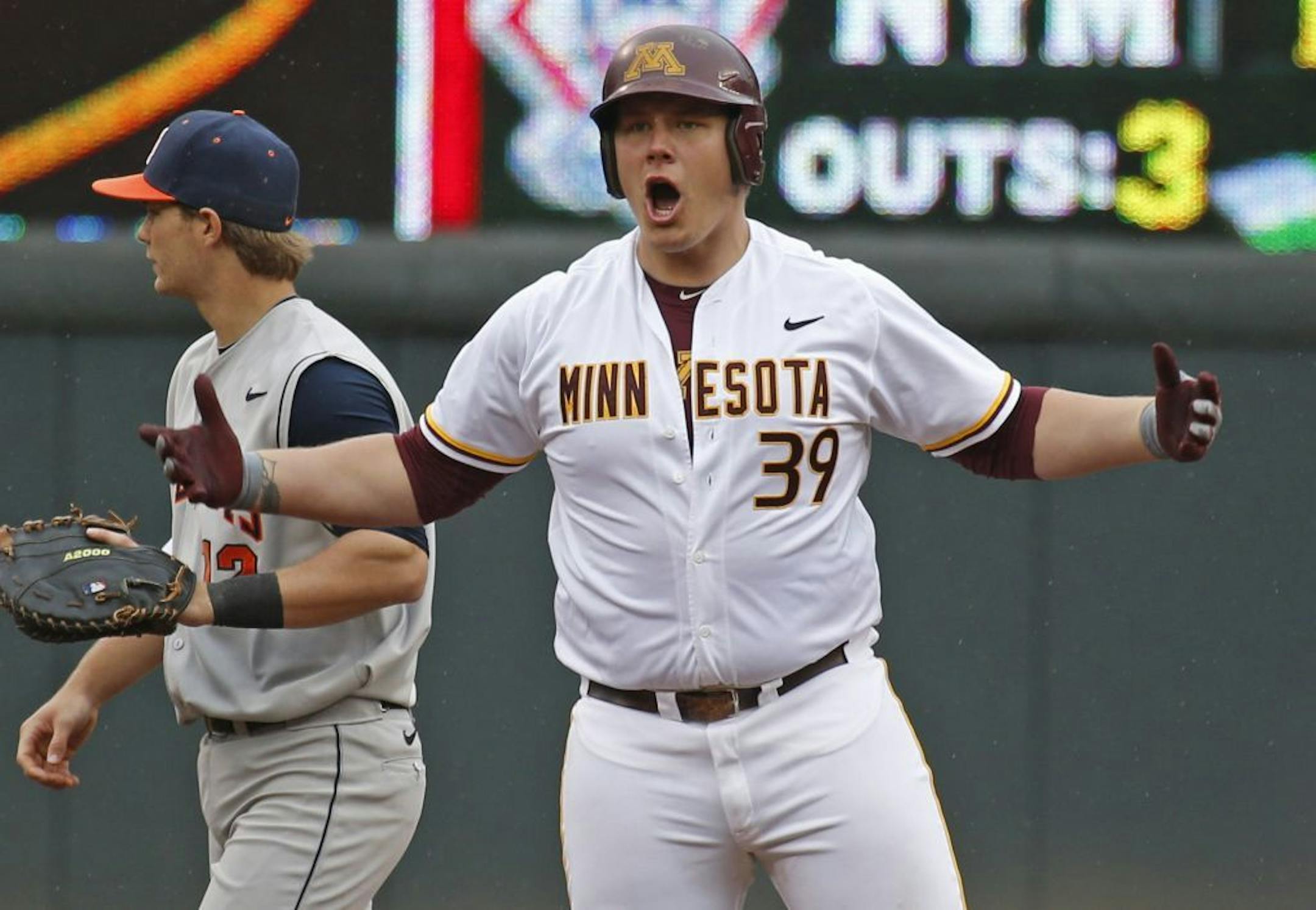 Minnesota's Alex LaShomb celebrated his double in the 4th inning