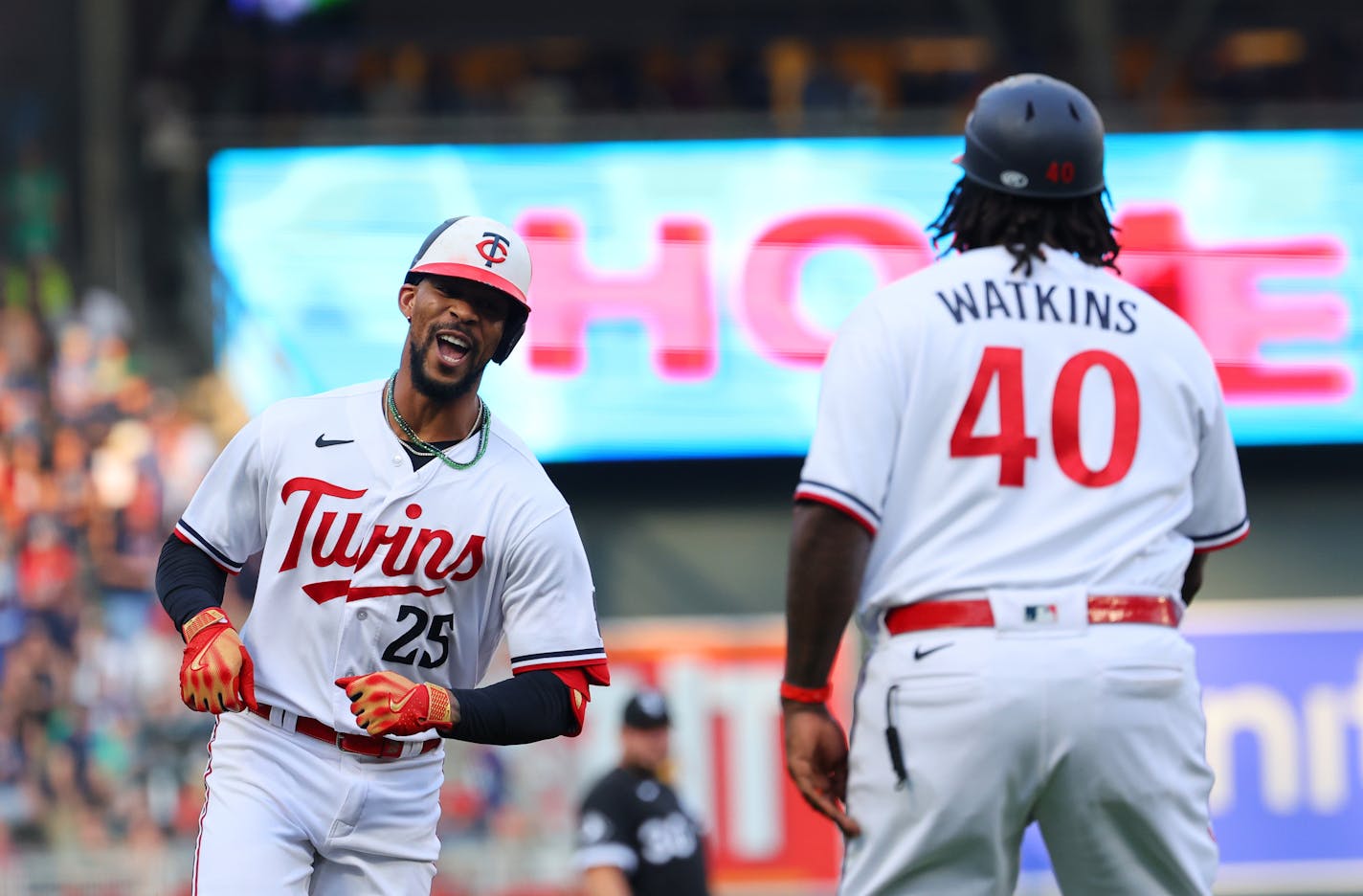 Byron Buxton headed for home after hitting a three-run home run against the White Sox in the first inning Friday.