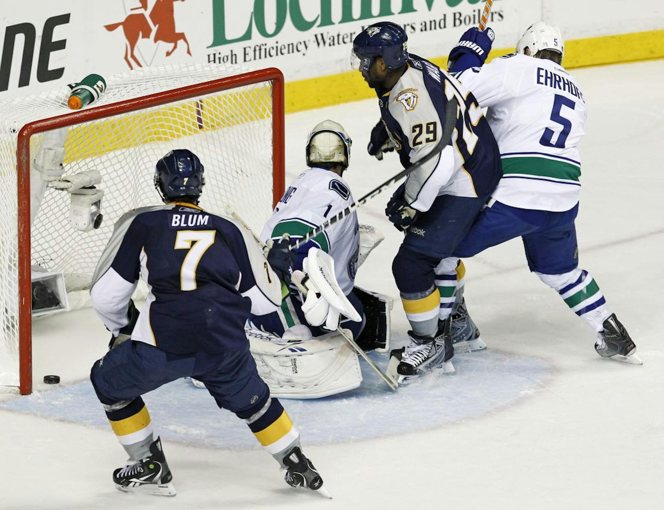 Jonathon Blum (7) has agreed to terms with the Wild.