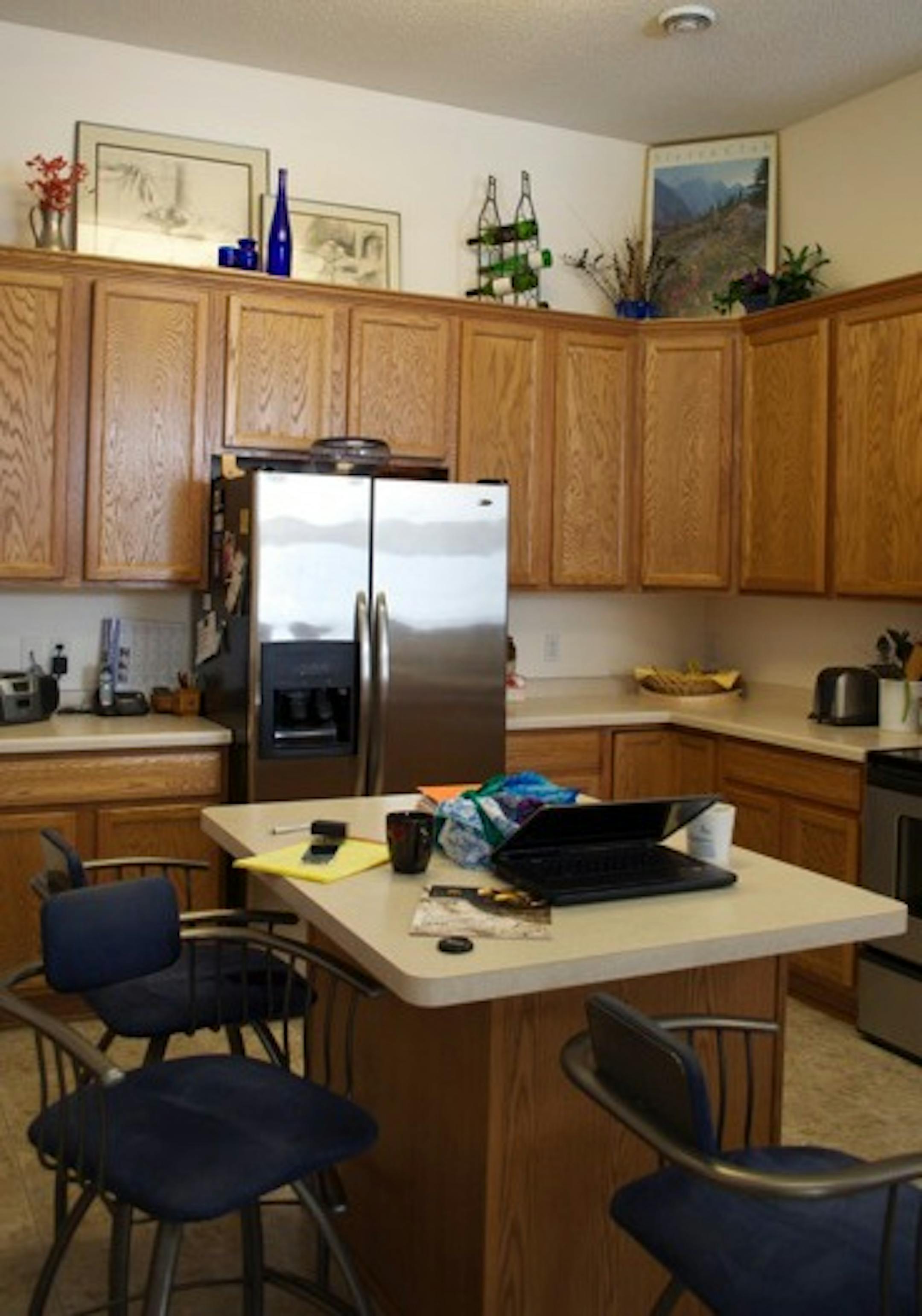 BEFORE: Brchan kitchen
