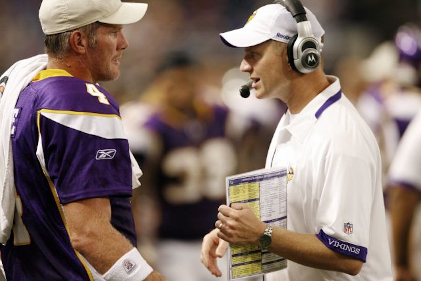 Brett Favre, Darrell Bevell