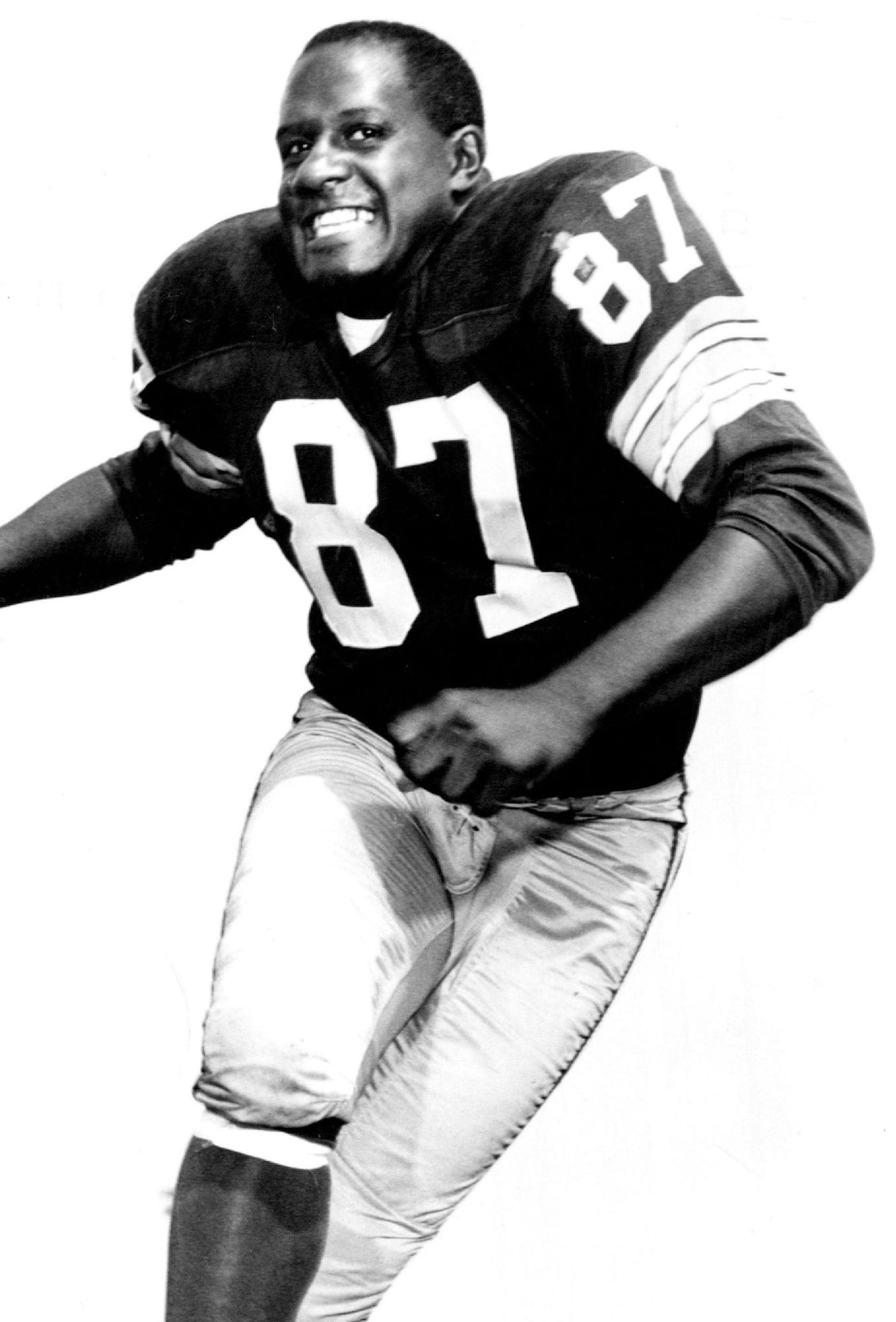 October 18, 1966 E Willie Davis Green Bay Packers October 23, 1961 October 17, 1966