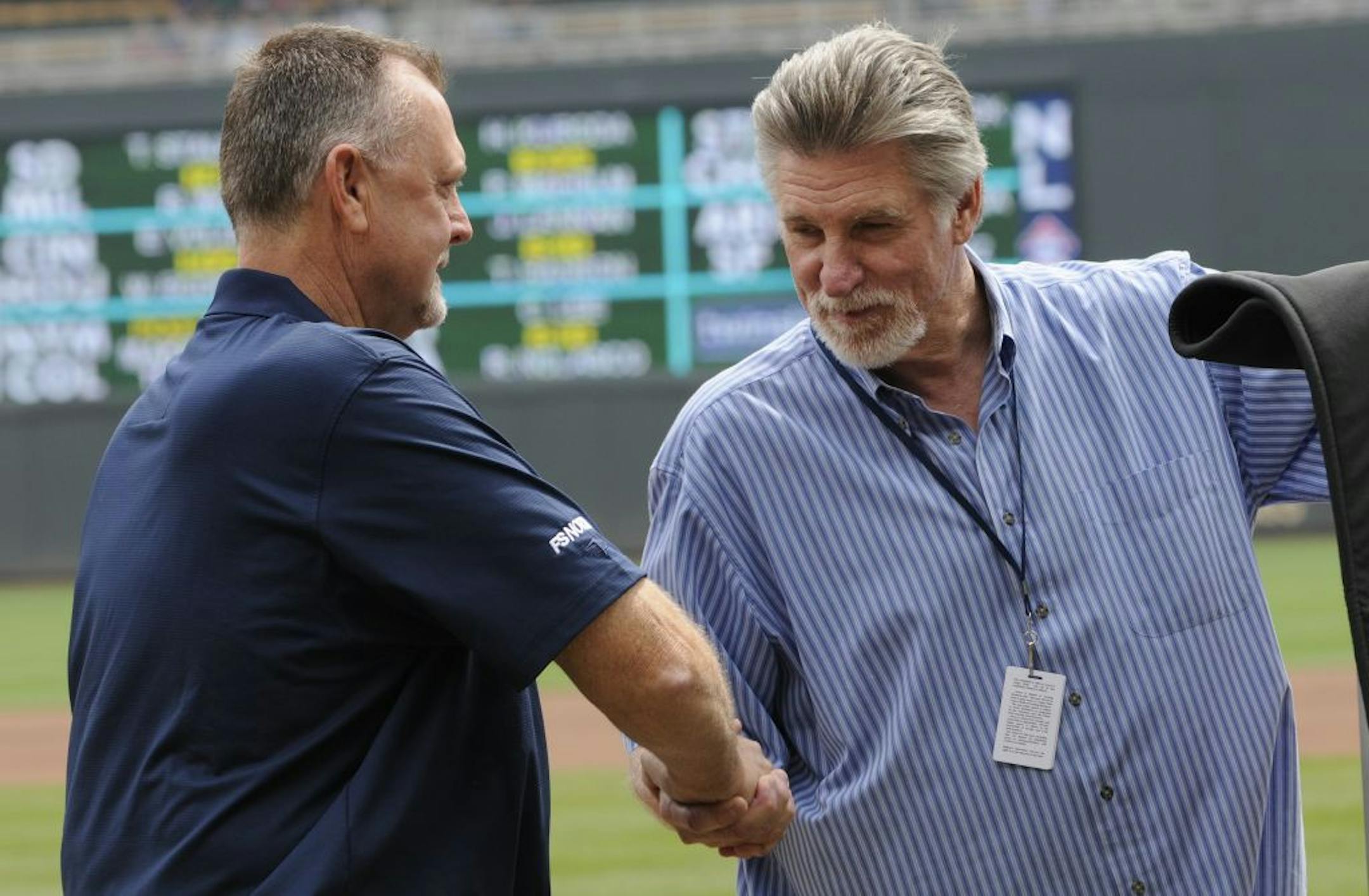 Former Minnesota Twins pitchers Bert Blyleven, left and Jack Morris before a baseball game Wednesday, May 11, 2011 in Minneapolis.