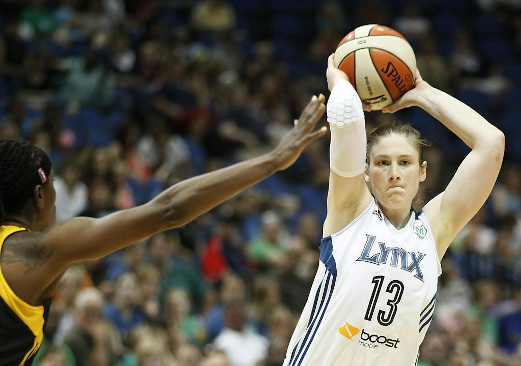 Minnesota Lynx guard Lindsay Whalen (13)