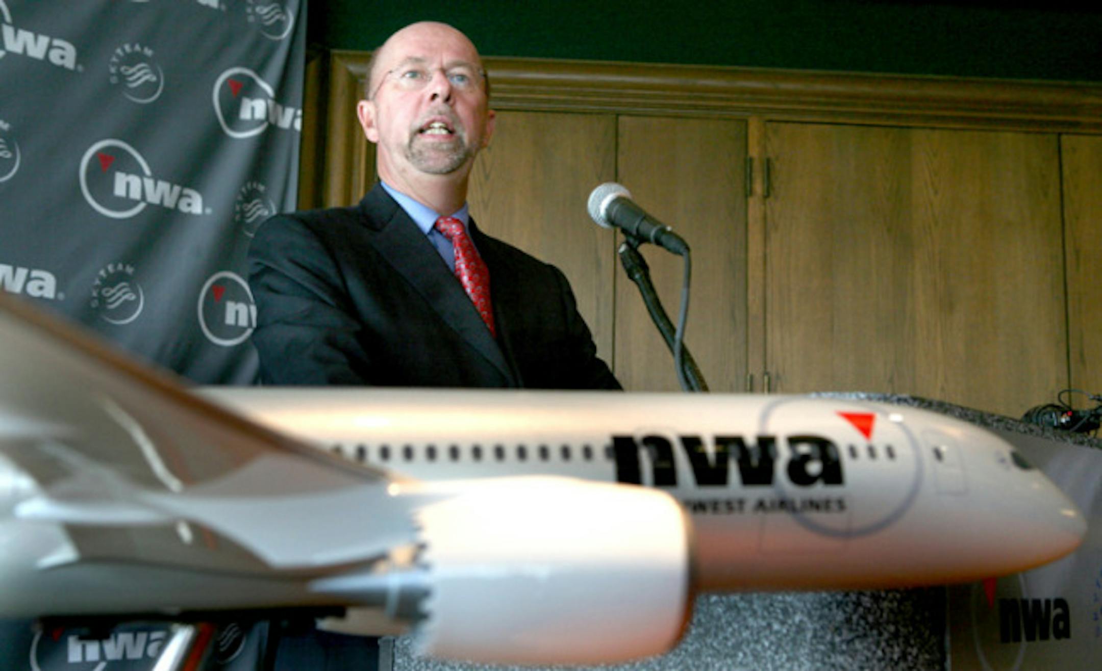 Northwest Airlines CEO Doug Steenland discussed the effect of the merger on Minnesota employees and consumers at a news conference at NWA headquarters in Eagan Tuesday.