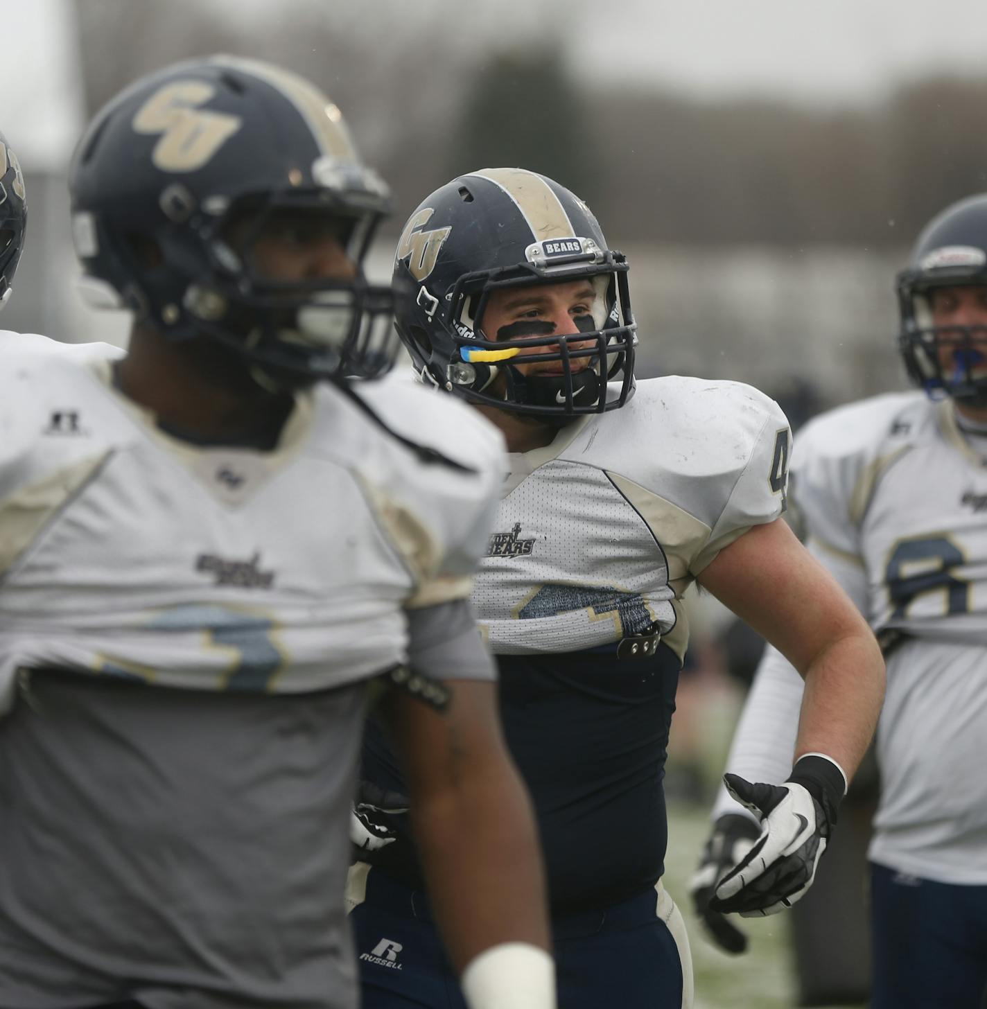 At Sea Foam Stadium on the campus of Concordia College in St. Paul, tight end Jake Munkwitz, center, plays tight end for the Golden Bears.]richard.tsong-taatarii/rtsong-taatarii@startribune.com