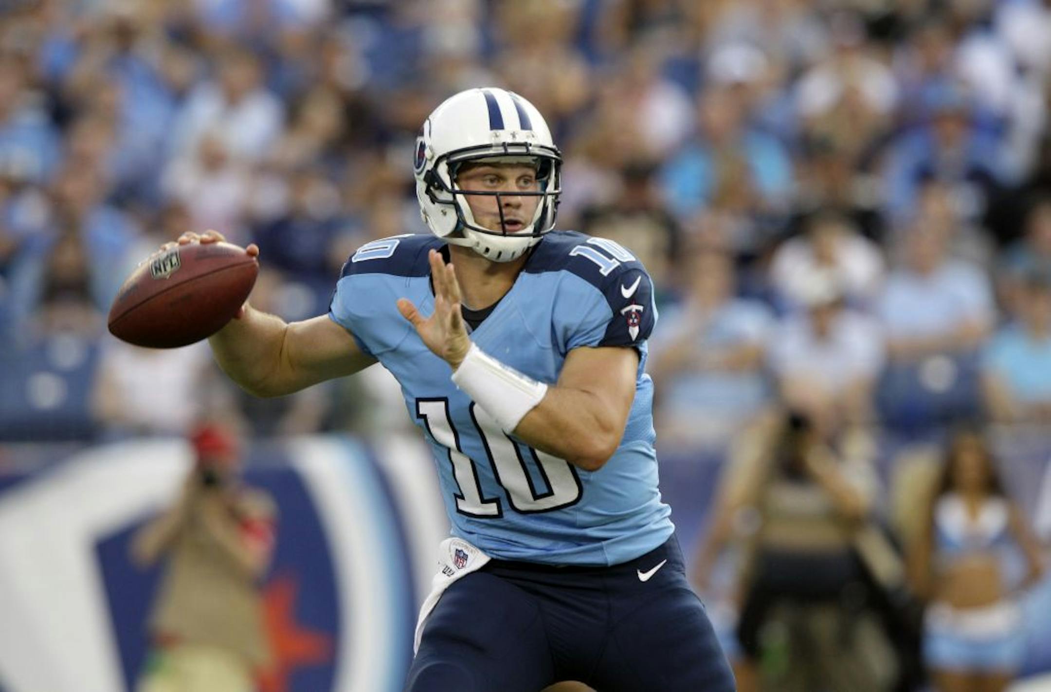 Titans quarterback Jake Locker
