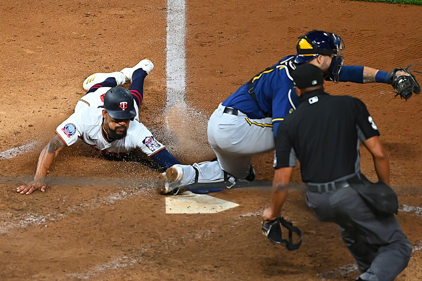 Minnesota Twins center fielder Byron Buxton (25) scored the winning run in Tuesday's game.