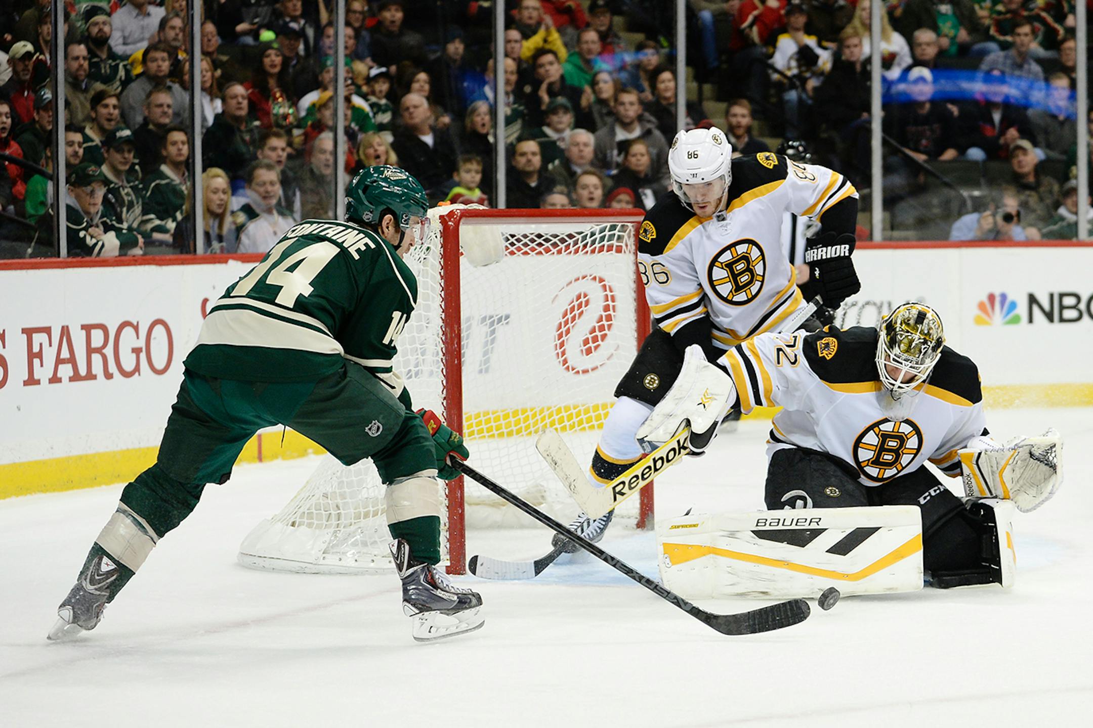 Wild right winger Justin Fontaine (14) will be in the lineup Monday night in Game 3 against the St. Louis Blues.