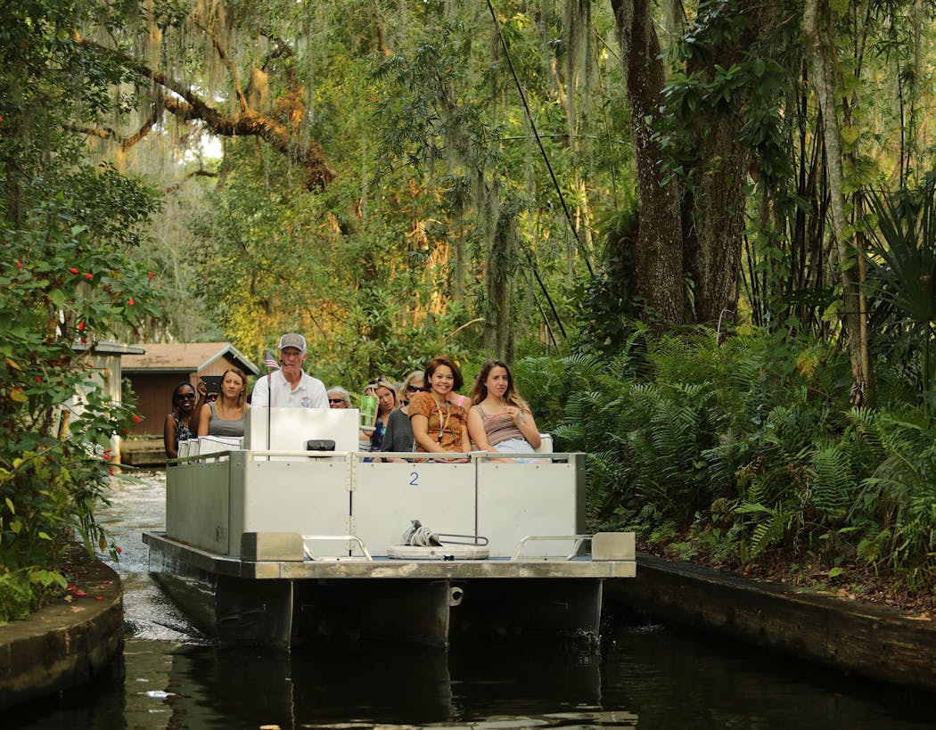 The Winter Park Scenic Boat Tour boat crosses the canal from Lake Osceola to Lake Virginia. Bring hats and sunscreen for the one-hour tour.