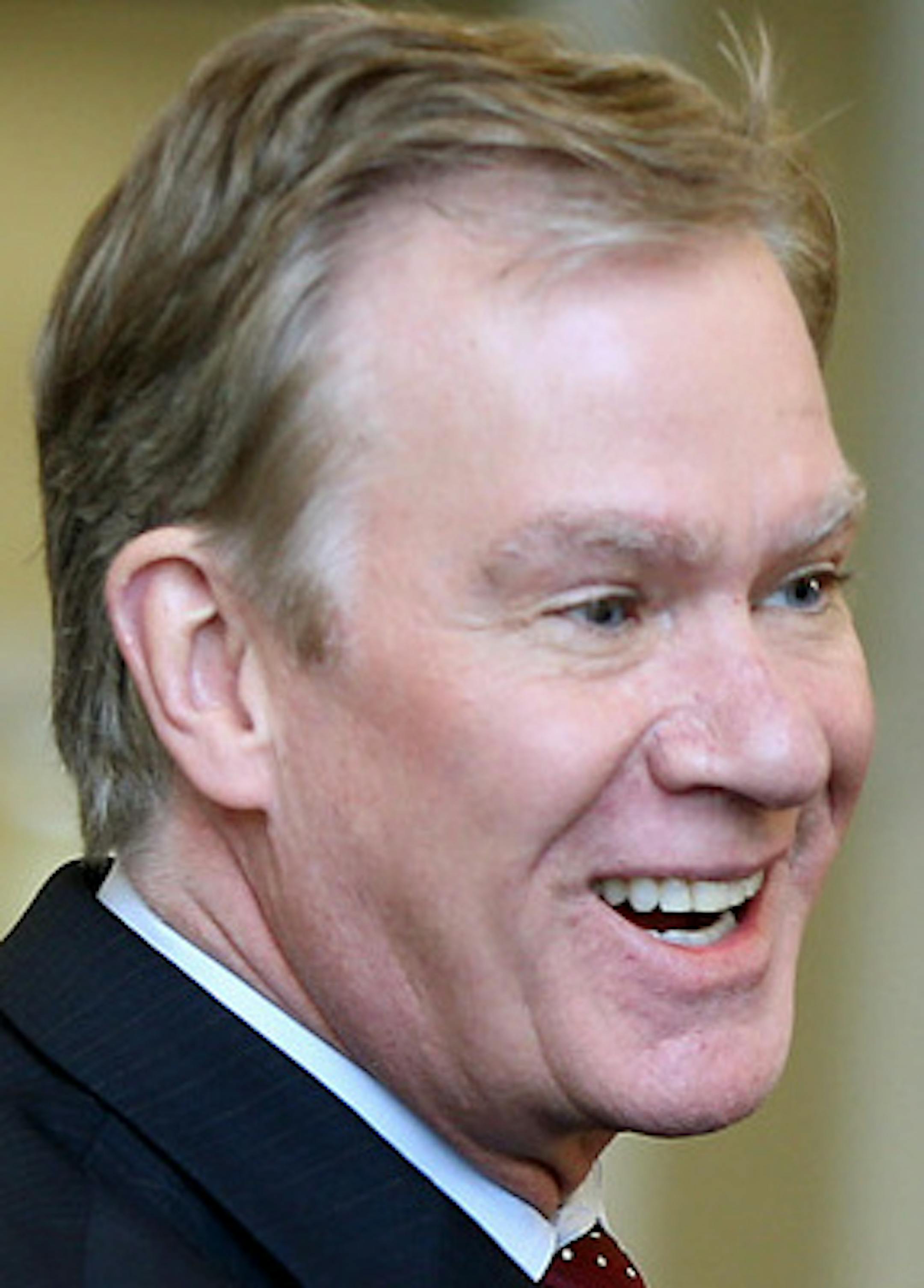 St. Paul Mayor Chris Coleman greeted guests before he delivered his annual State of the City address at the new Arlington Hills Community Center, Monday, March 31, 2014 in St. Paul, MN. ] (ELIZABETH FLORES/STAR TRIBUNE) ELIZABETH FLORES • eflores@startribune.com