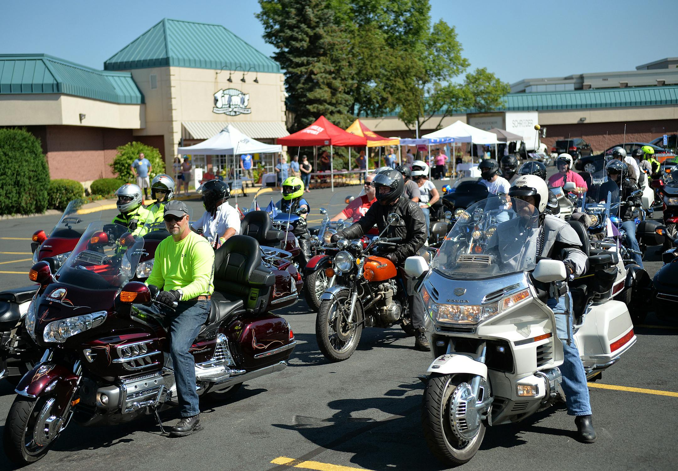 Minnesota motorcyclists revved up for the Ride for Kids in support of the Pediatric Brain Tumor Foundation.