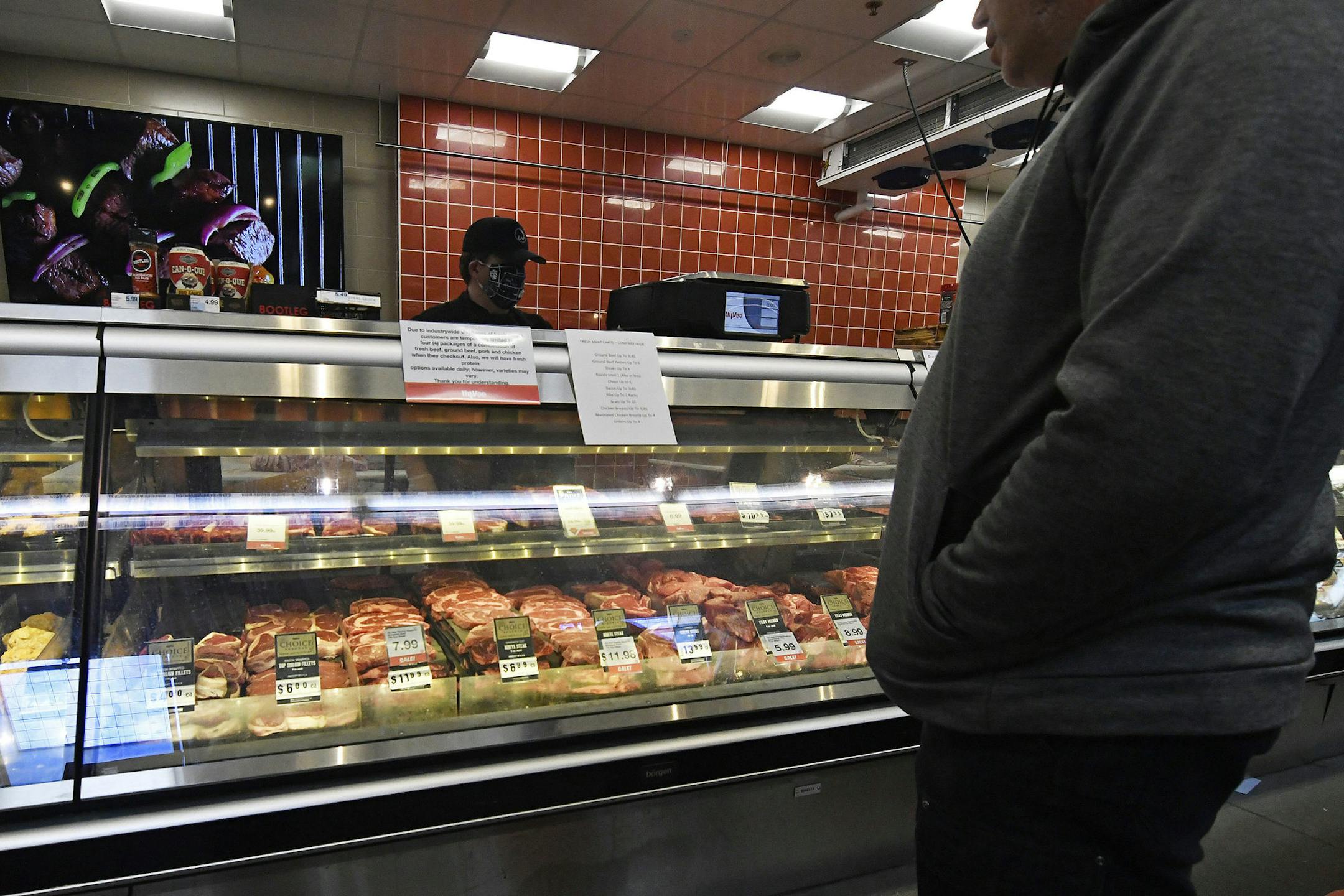 Hy-Vee has added an online ordering express service for a $9.95 fee, including at this store in Savage. (AP Photo/Jim Mone)