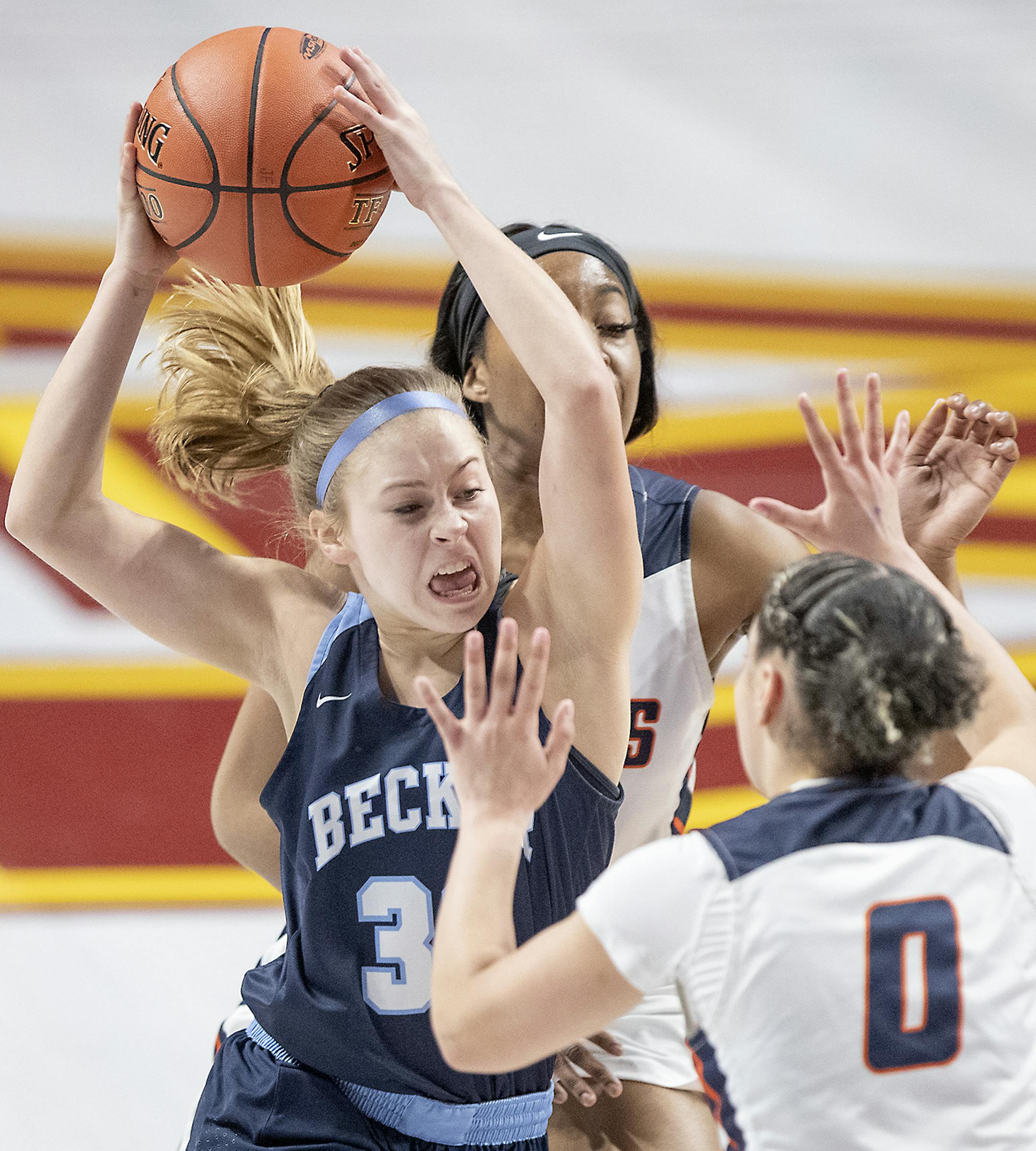 Becker's Dani Nuestt drove to the net as Robbinsdale Cooper's Jayla Reliford defended during the first period of their match-up of the Class 3A girls' basketball state tournament semifinals at Williams Arena, Thursday, March 14, 2019 in Minneapolis, MN. ] ELIZABETH FLORES • liz.flores@startribune.com
