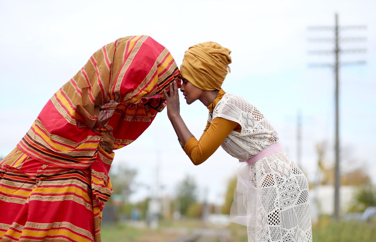 Somali artist Ifrah Mansour performed an excerpt of her "How to Grow up in a Civil War" piece at the State Fair. She will launch the project for the first time in St. Paul.