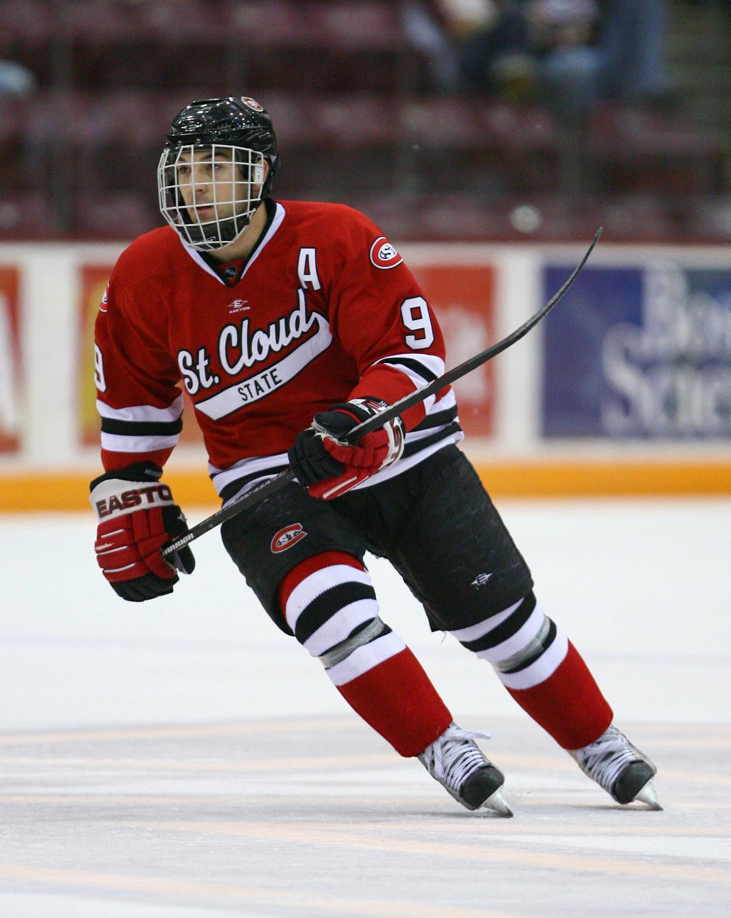 Former St. Cloud State forward Garrett Roe