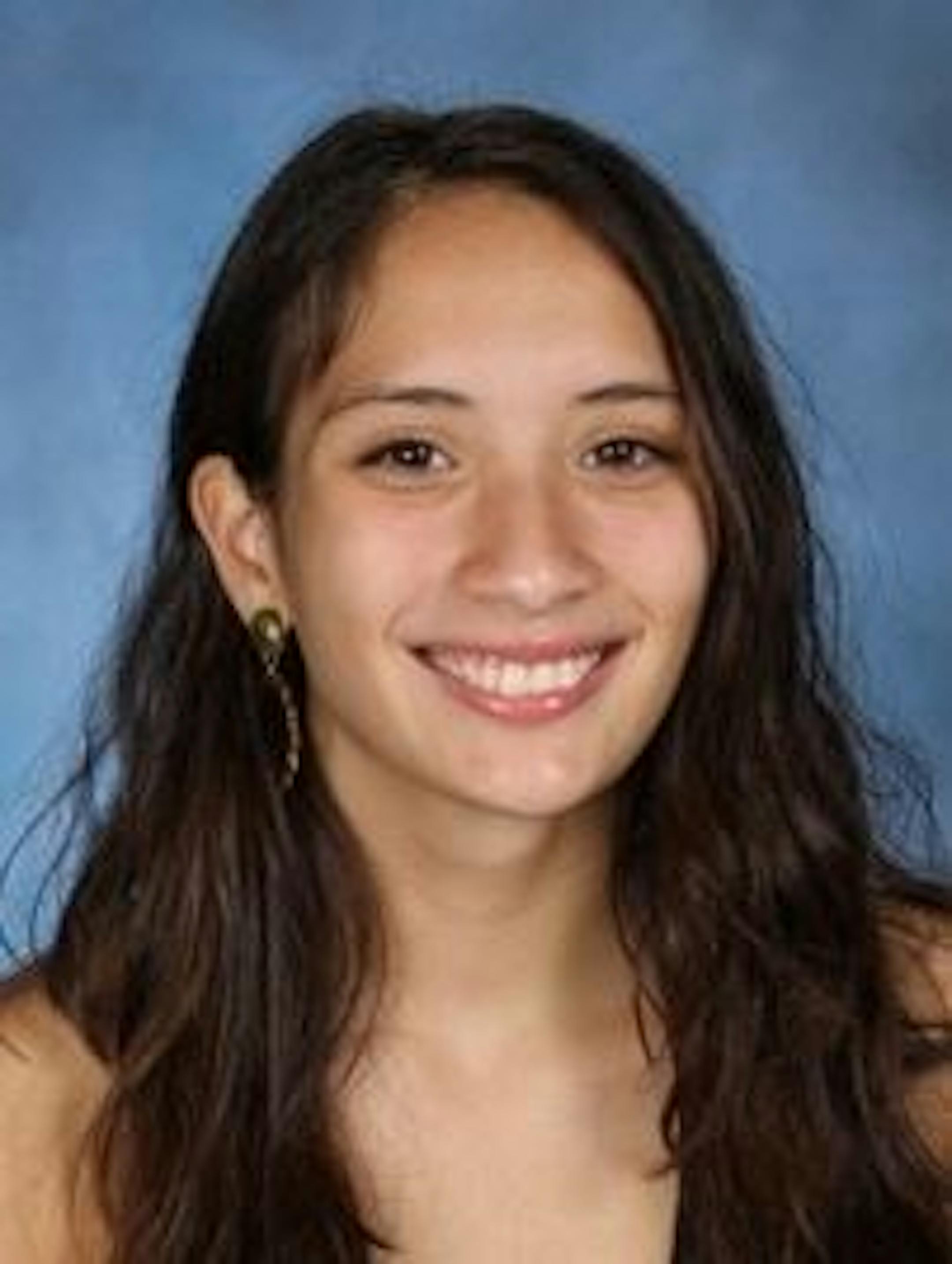 Zoe Avestruz, Chanhassen swimming