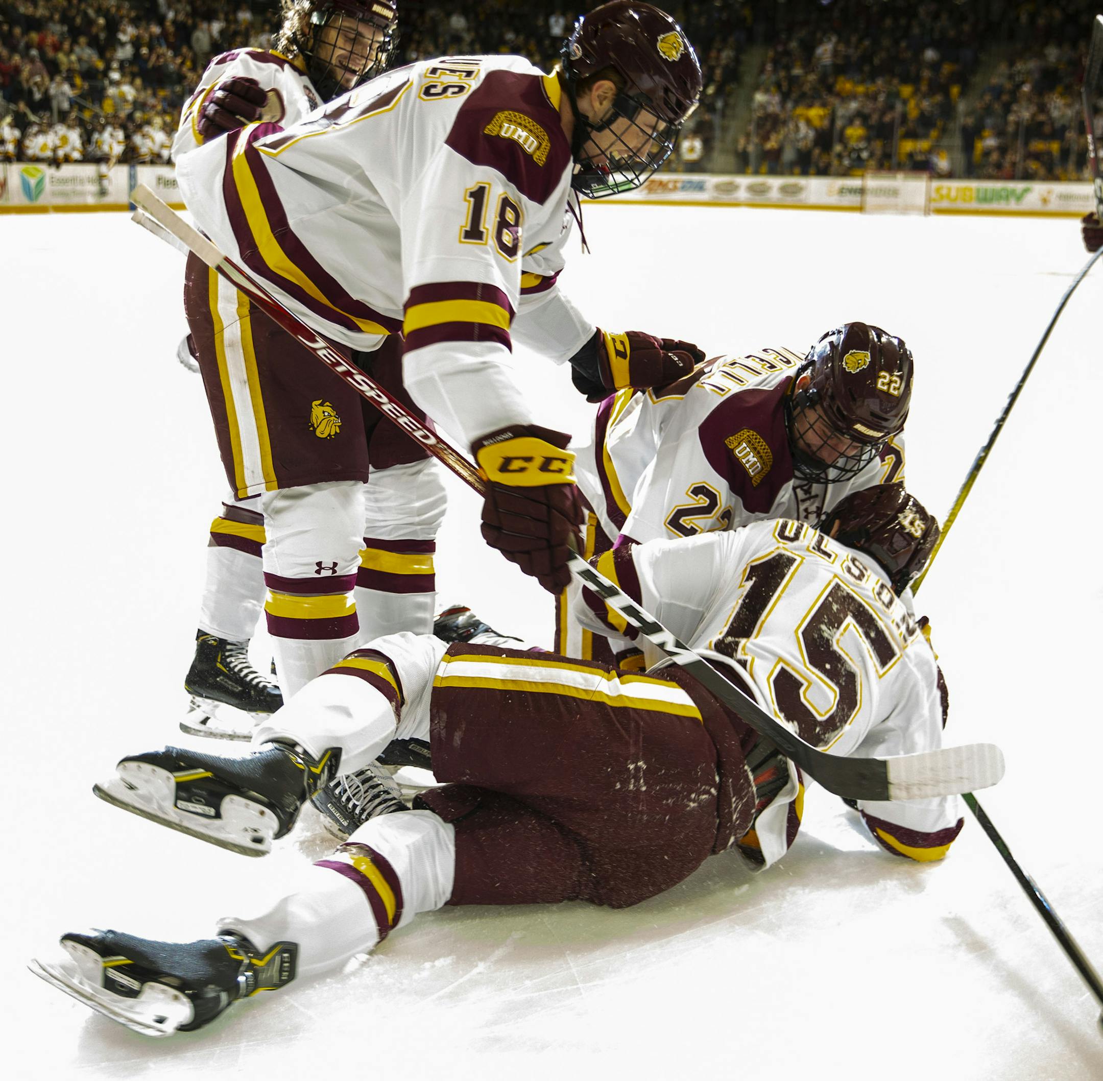 UMD players swarmed freshman forward Quinn Olson (15) after he scored his first career goal to give UMD a 1-0 lead in the first period. ]
ALEX KORMANN • alex.kormann@startribune.com The University of Minnesota Duluth hockey team hosted the University of Minnesota at Amsoil Arena on Saturday October 26, 2019.