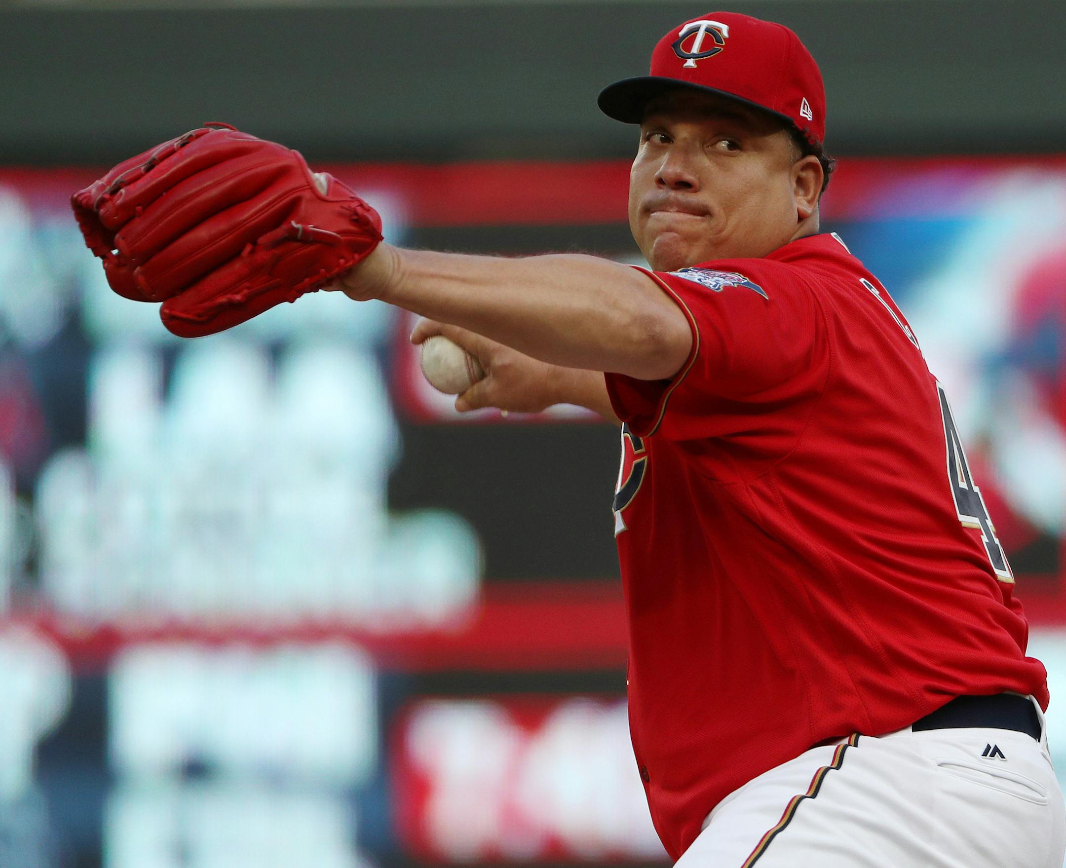 Minnesota Twins starting pitcher Bartolo Colon (40) delivered a pitch in the first inning. ] ANTHONY SOUFFLE ï anthony.souffle@startribune.com Game action from an MLB game between the Minnesota Twins and the Texas Rangers Friday, Aug. 4, 2017 at Target Field in Minneapolis.