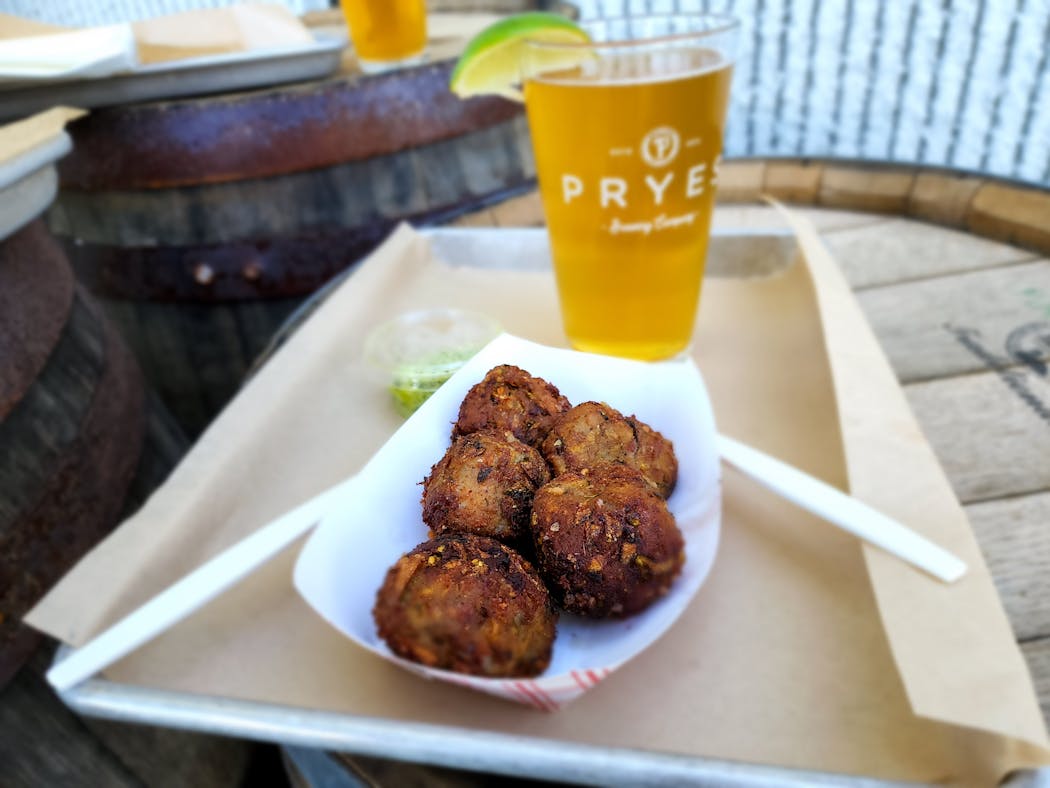 Zucchini meatballs and a Main Squeeze at Pryes Brewing Co.