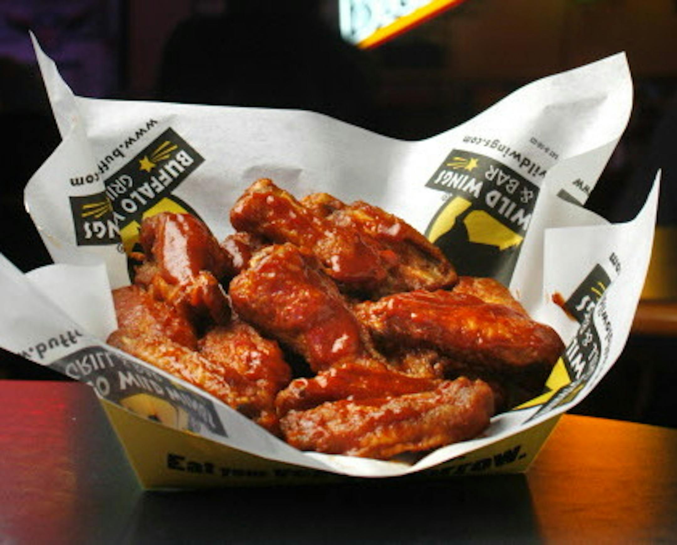 Roseville, MN, Friday, November 21, 2003 -- An order of Buffalo Wild Wings. The company is set to price its IPO today. // Article ran Sat Nov 22, 2003, Star Tribune, page D1.