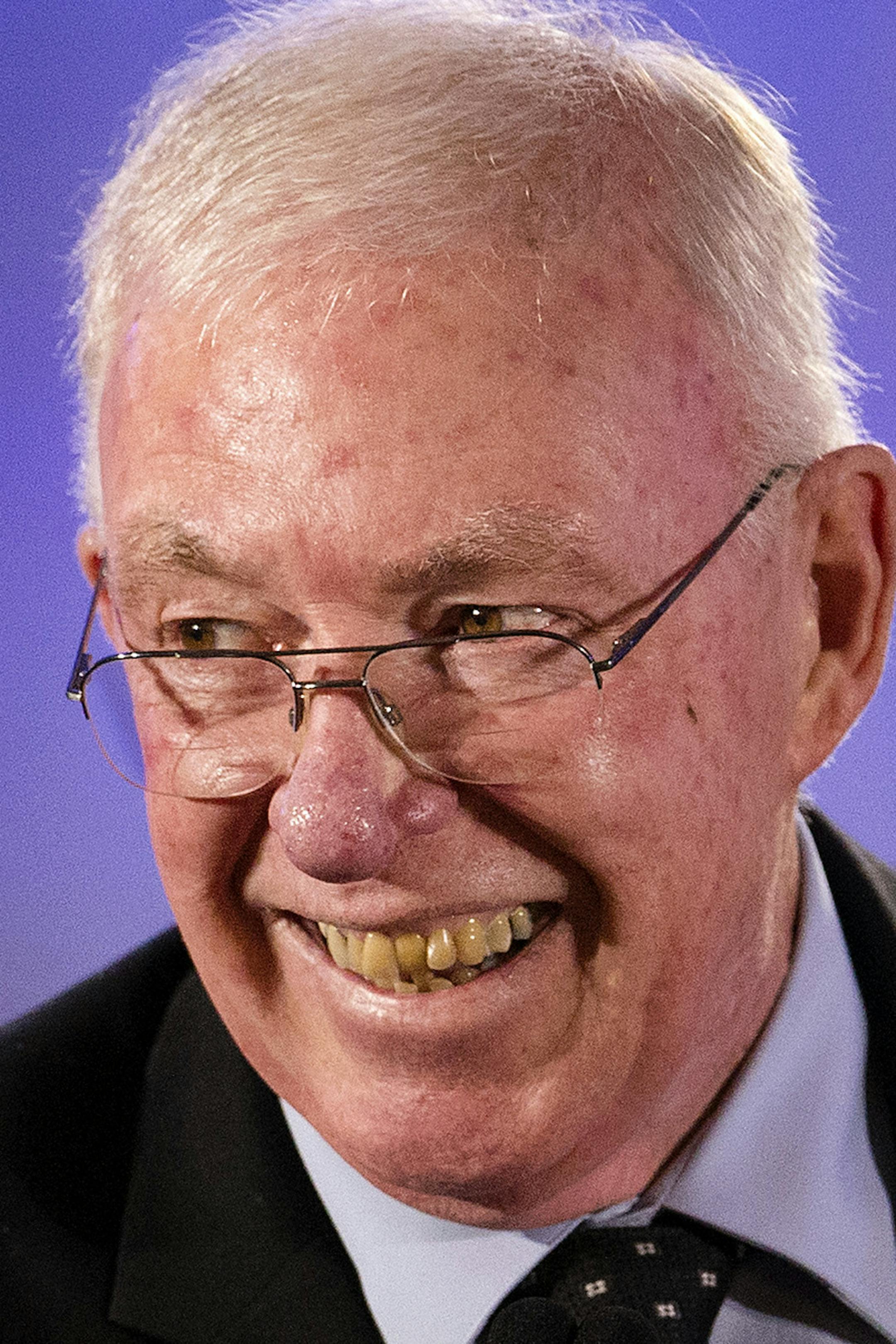 Tom Kelly was awarded with the Lifetime Achievement Award at the Diamond Awards held at Target Field on Thursday night. ] CARLOS GONZALEZ cgonzalez@startribune.com - January 28, 2016, Minneapolis, MN, Target Field, MLB, Minnesota Twins, Diamond Awards