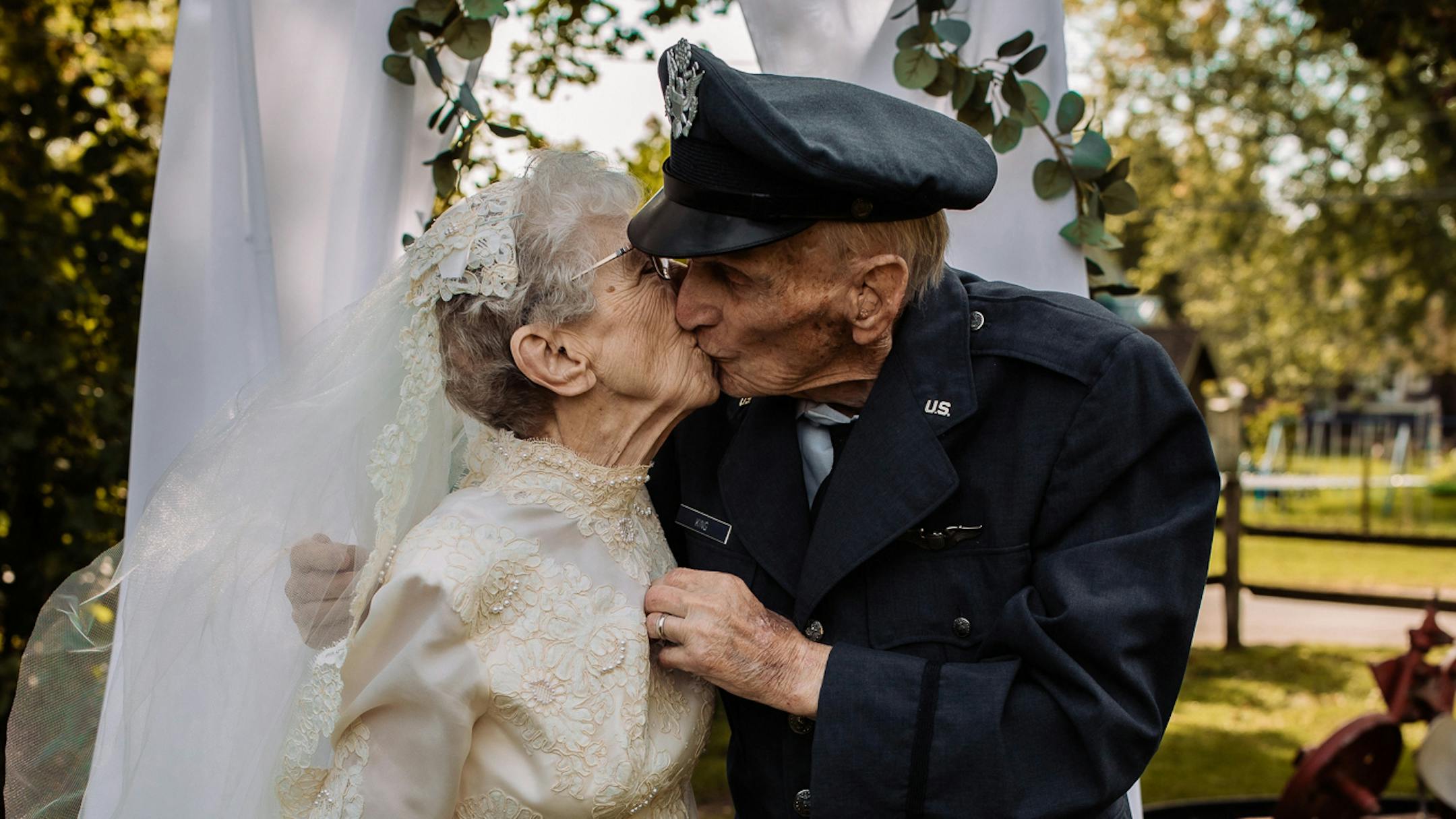 Frankie donned a vintage 1940s dress, and Royce wore his Air Force uniform. MUST CREDIT: Hilary Michelson/St. Croix Hospice