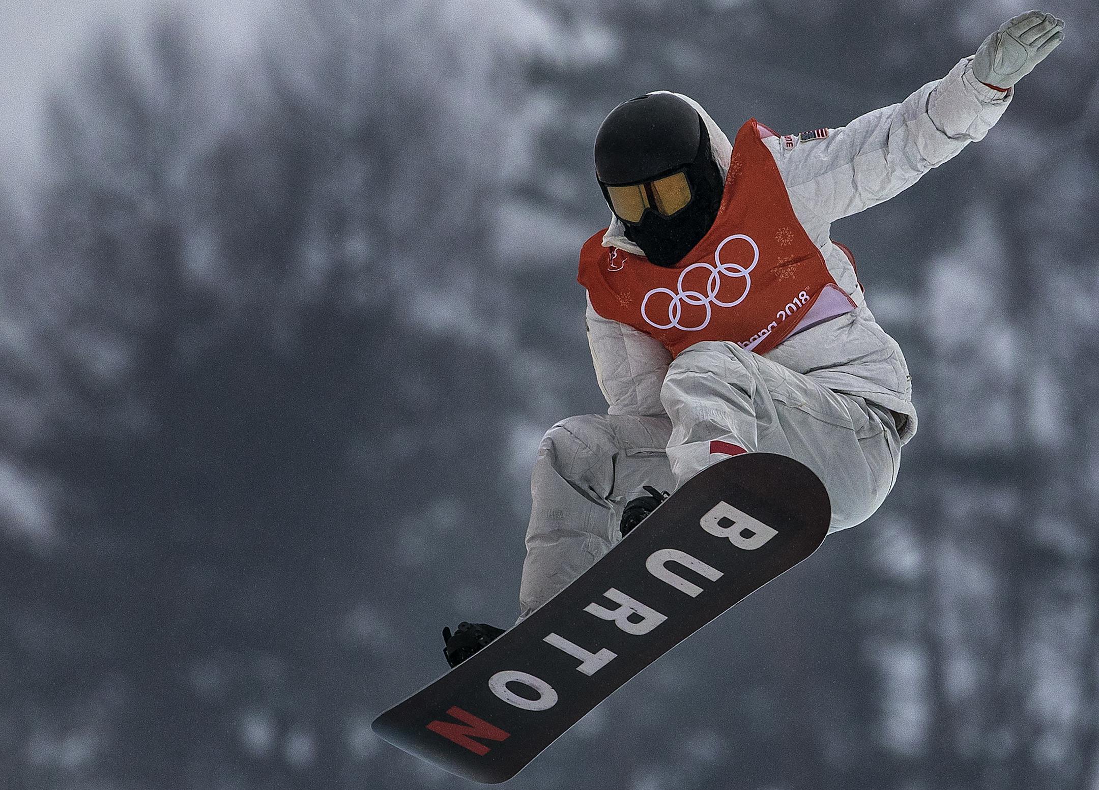 Shaun White practiced on the half pipe at Phoenix Snow Park on Saturday, February 10, 2018 during the Pyeongchang Winter Olympics. ] CARLOS GONZALEZ ¥ cgonzalez@startribune.com - February 10, 2018, South Korea, 2018 Pyeongchang Winter Olympics,