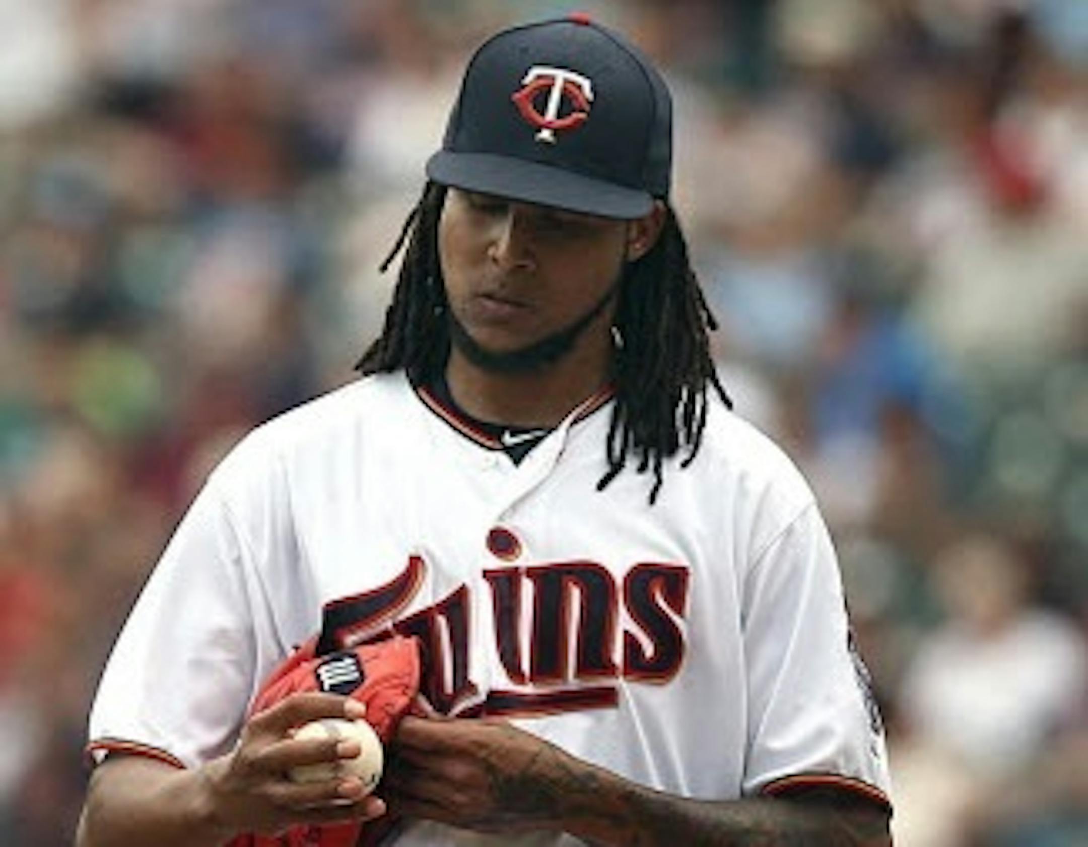 Twins pitcher Ervin Santana igot off to a rough start with the Twins in 2015.