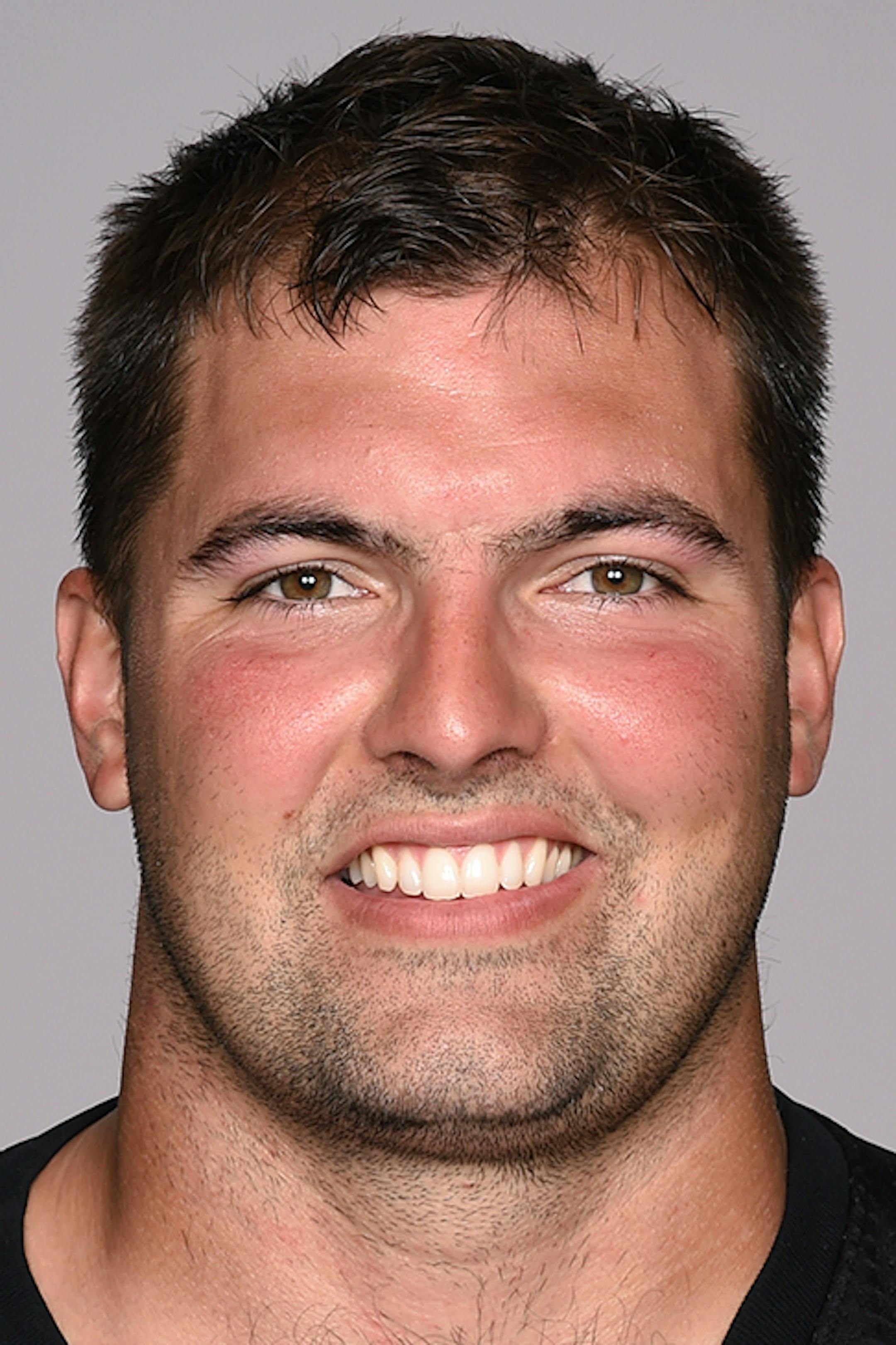This is a photo of Alejandro Villanueva of the Pittsburgh Steelers NFL football team. This image reflects the Pittsburgh Steelers active roster as of Friday, June 23, 2017. (AP Photo) ORG XMIT: NFLHS17