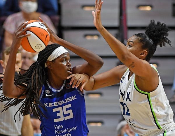 Reeve cries foul about officials after Lynx lose second straight to Sun