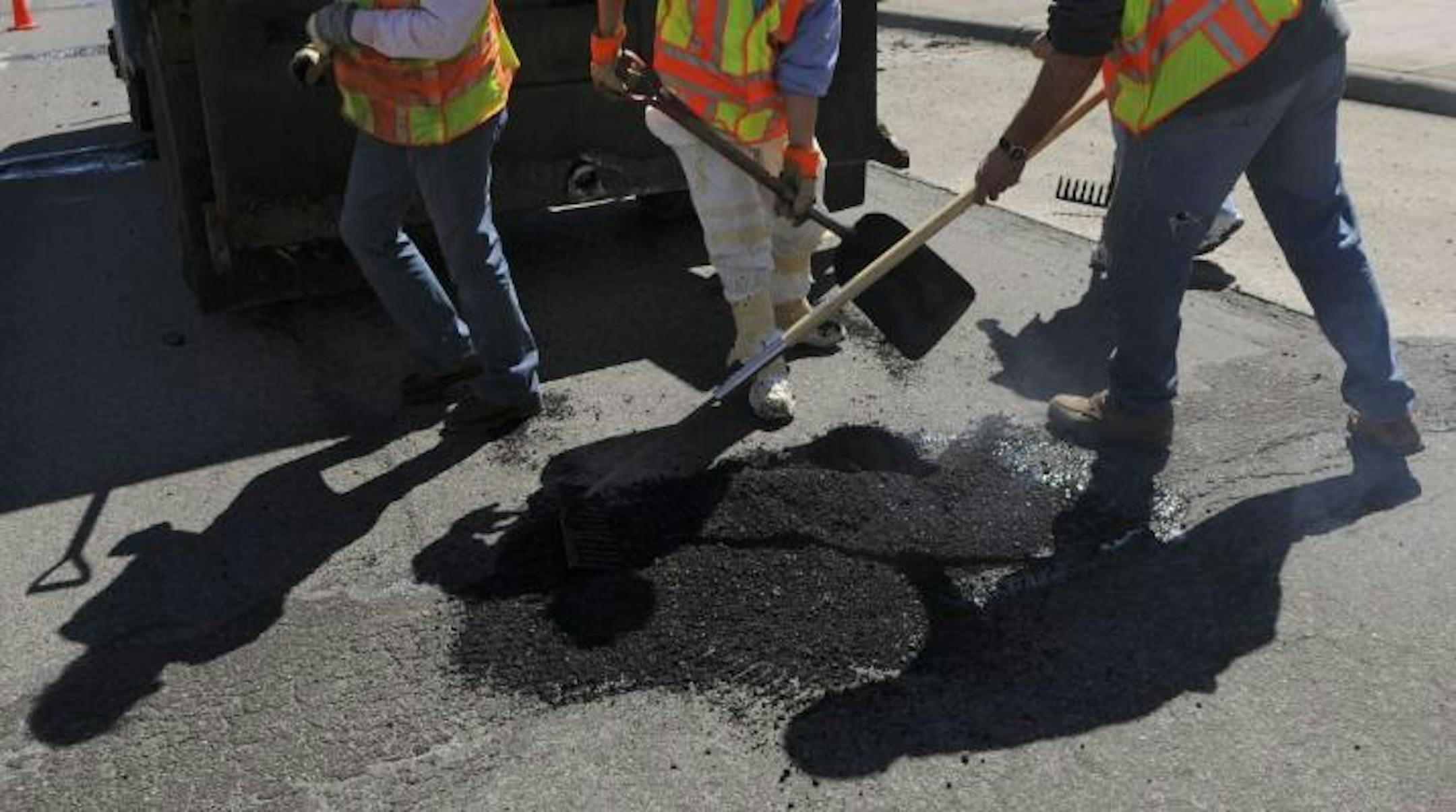 City road crews began permanent patching along South 8th St. in downtown Minneapolis. Extraordinary weather conditions this winter resulted in a significant pothole problem across the metro area. In Minneapolis, crews worked all winter to temporarily patch potholes when they could, with the bulk of the work occurring since February. With warmer weather and asphalt plants now open for the season, Minneapolis Public Works crews are now able to switch from temporary patching to permanent patching.