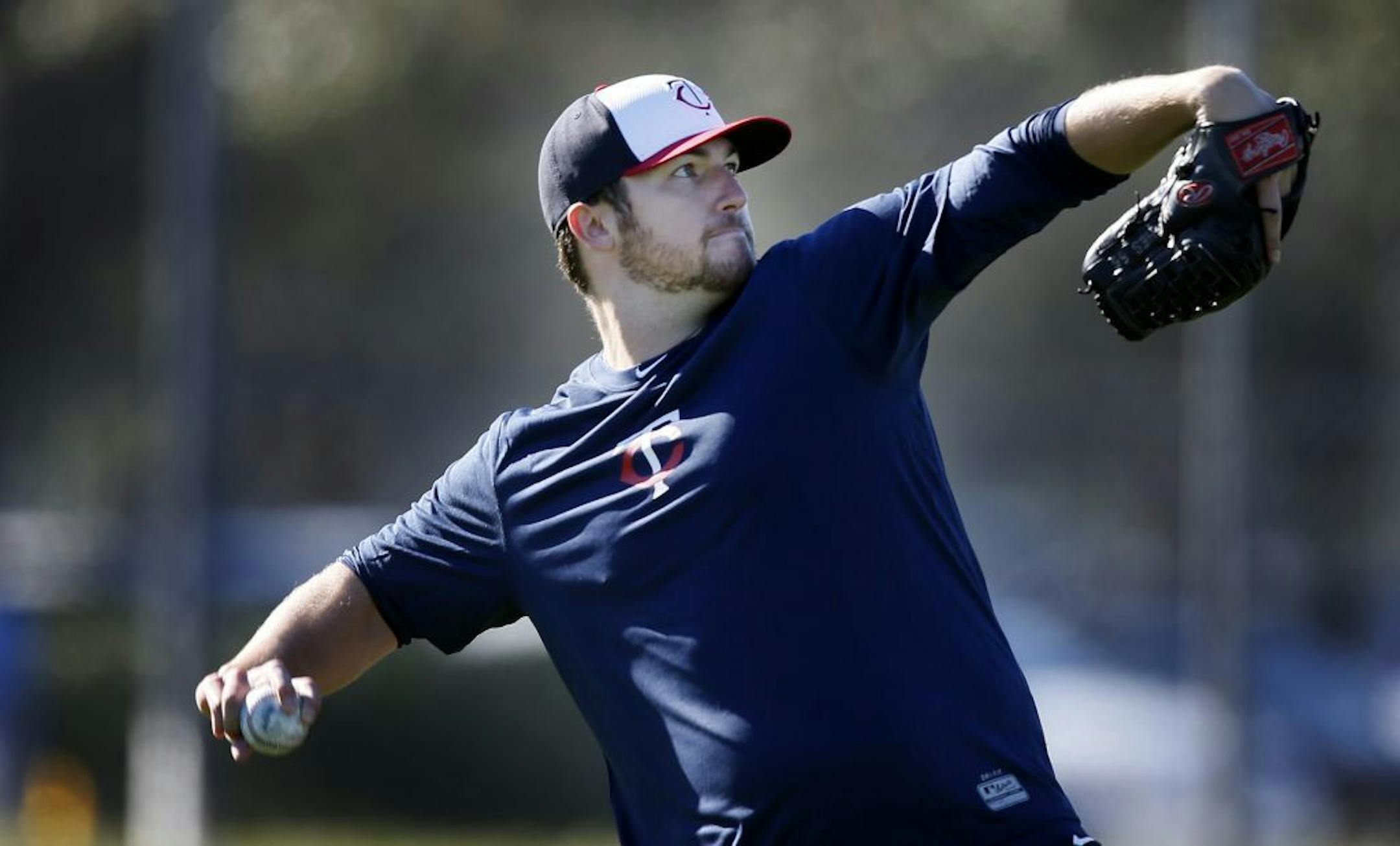 Twins pitcher Phil Hughes