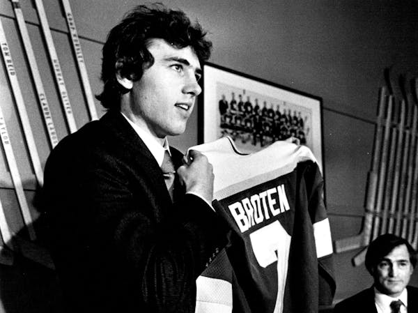 Broten's week: From 1981 NCAA final with Gophers to NHL debut