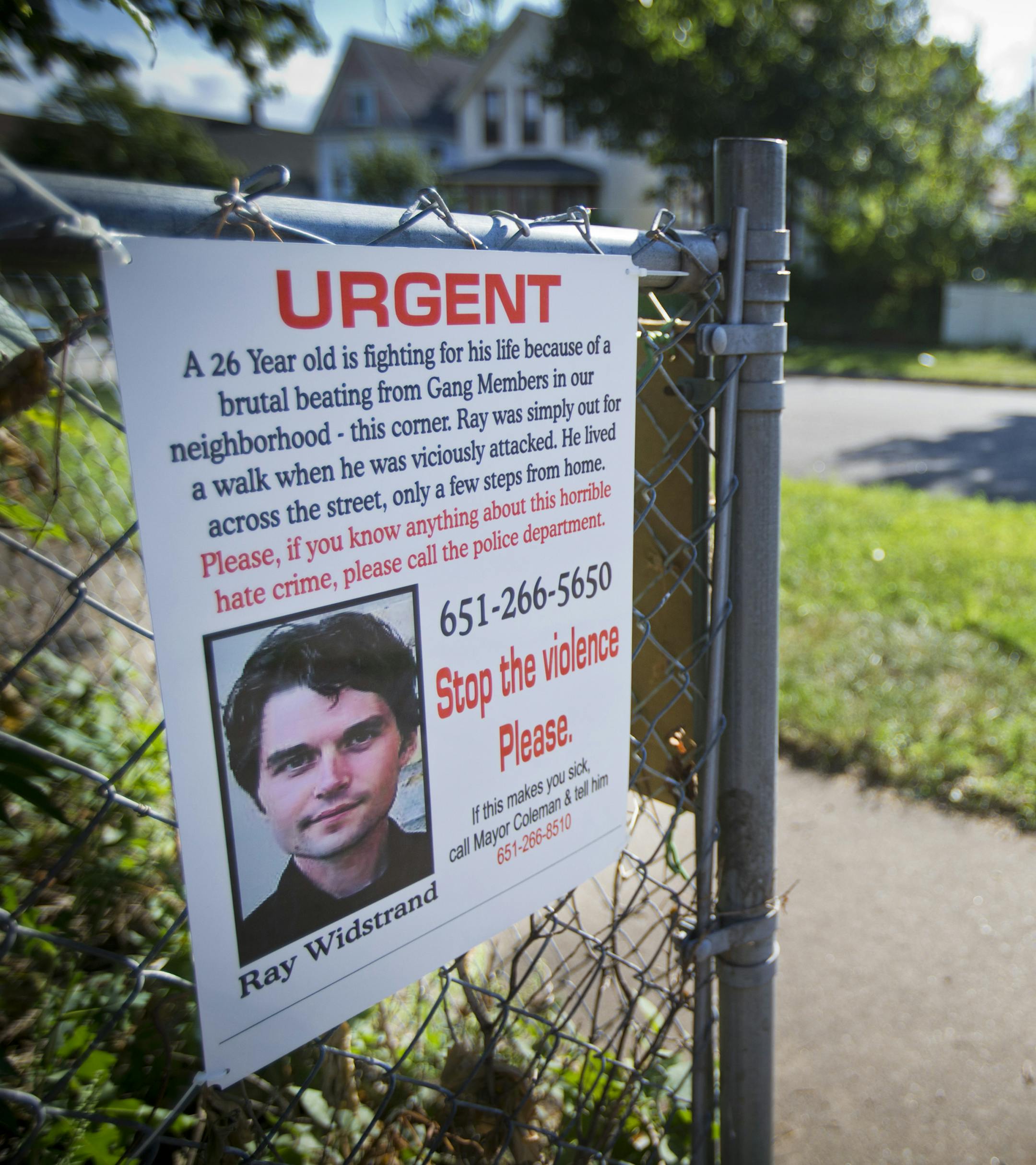 A memorial was set up in the area of the Payne Phalen neighborhood where a brutal beating left a man with brain damage last week of St. Paul, Minn. photographed on Tuesday, August 12, 2013. ] (RENEE JONES SCHNEIDER &#x2022; reneejones@startribune.com)