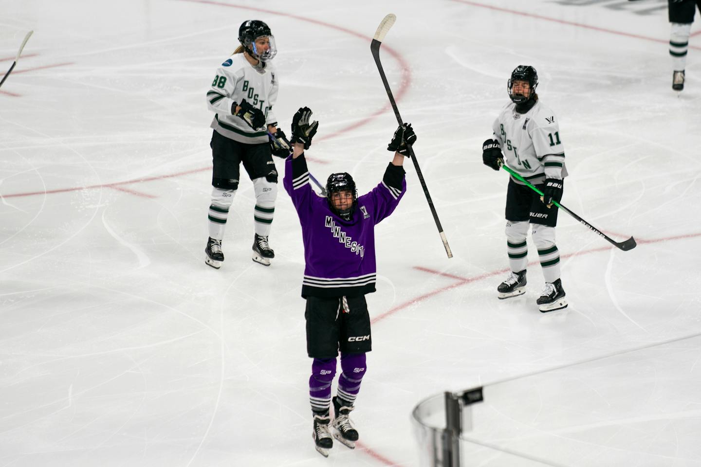 PWHL Minnesota beats Boston in Game 3 of Walter Cup finals to take 2-1 series lead - Vimarsana News