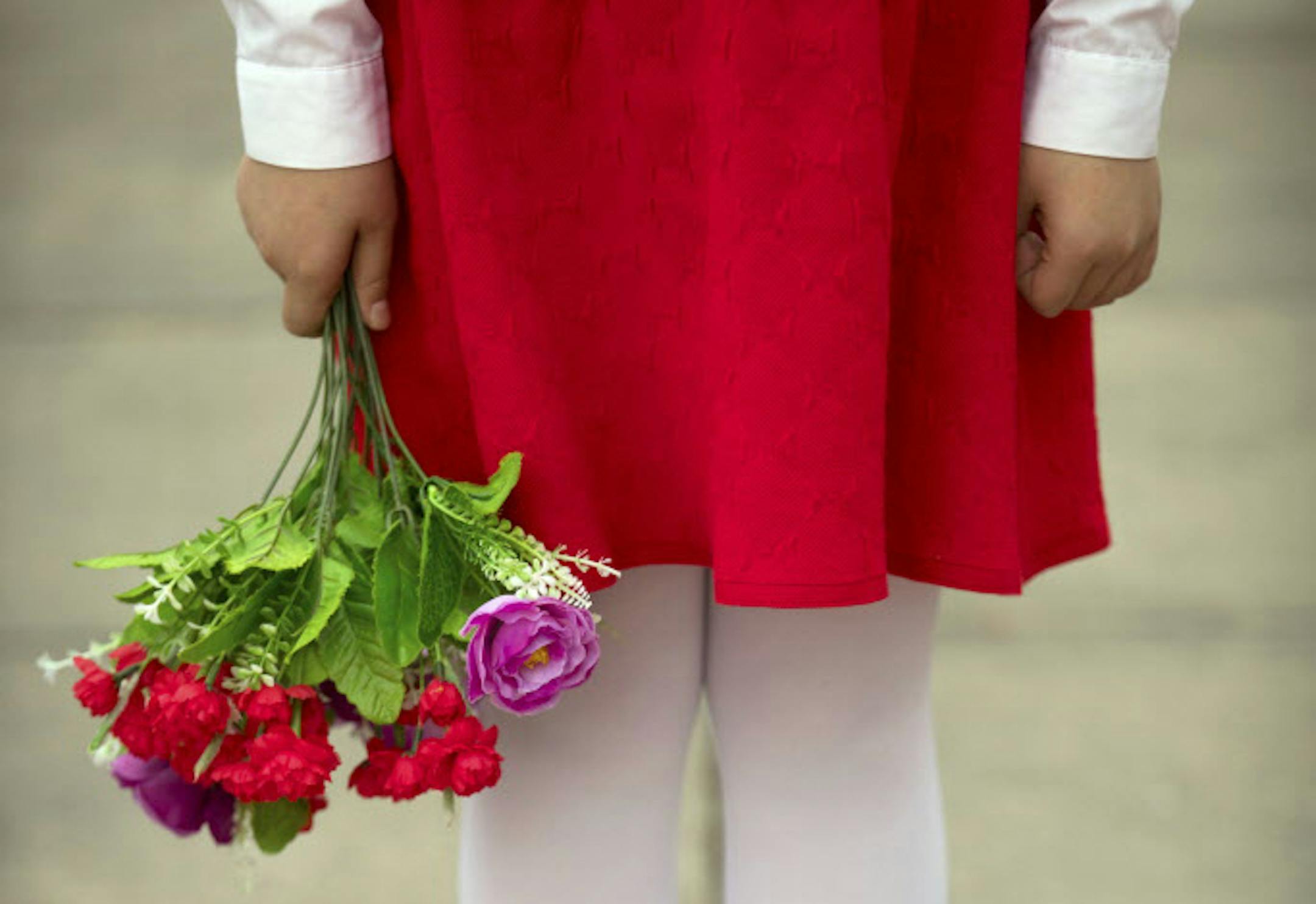 Aw, flowers for mom.