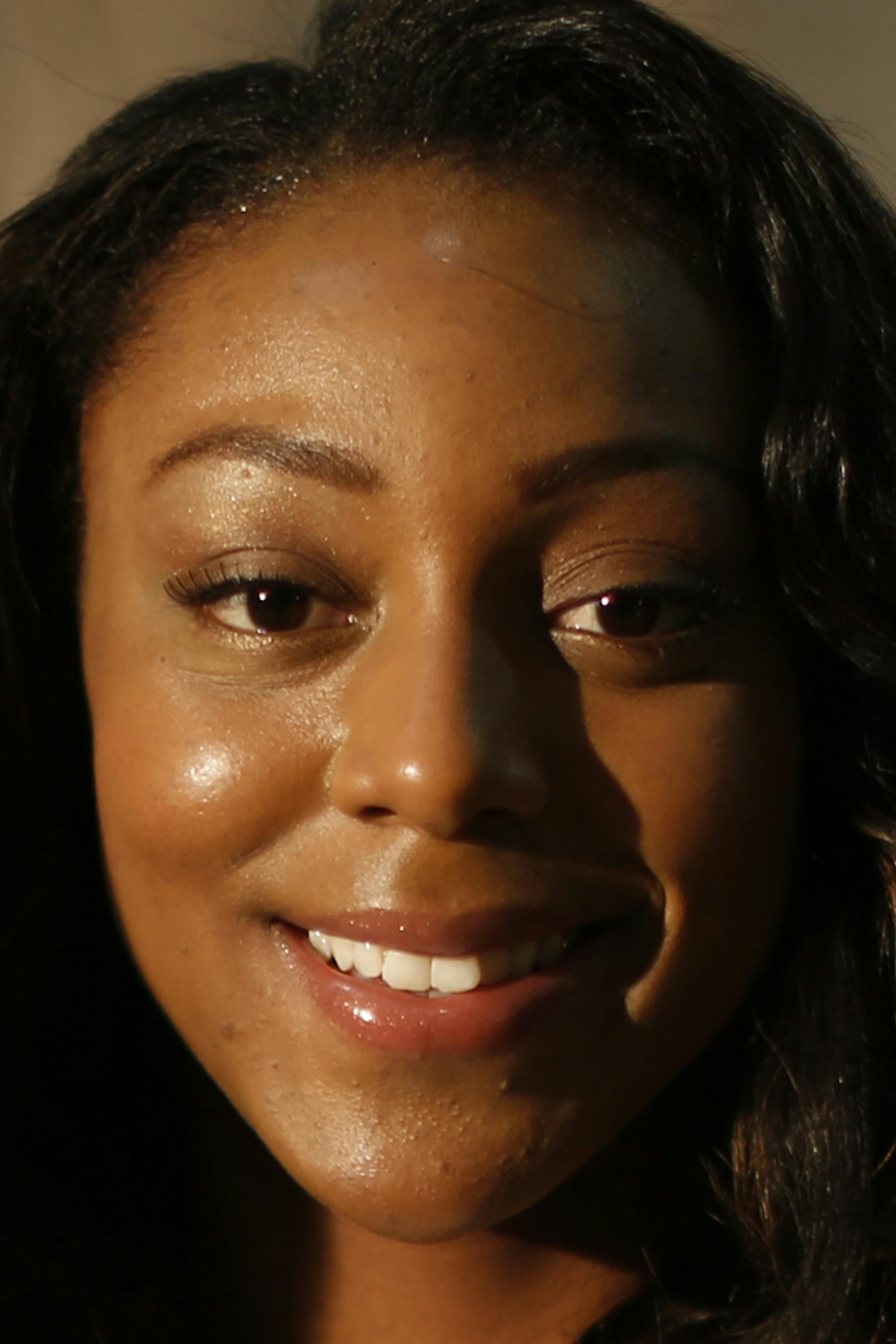 Monica Wright of the Lynx