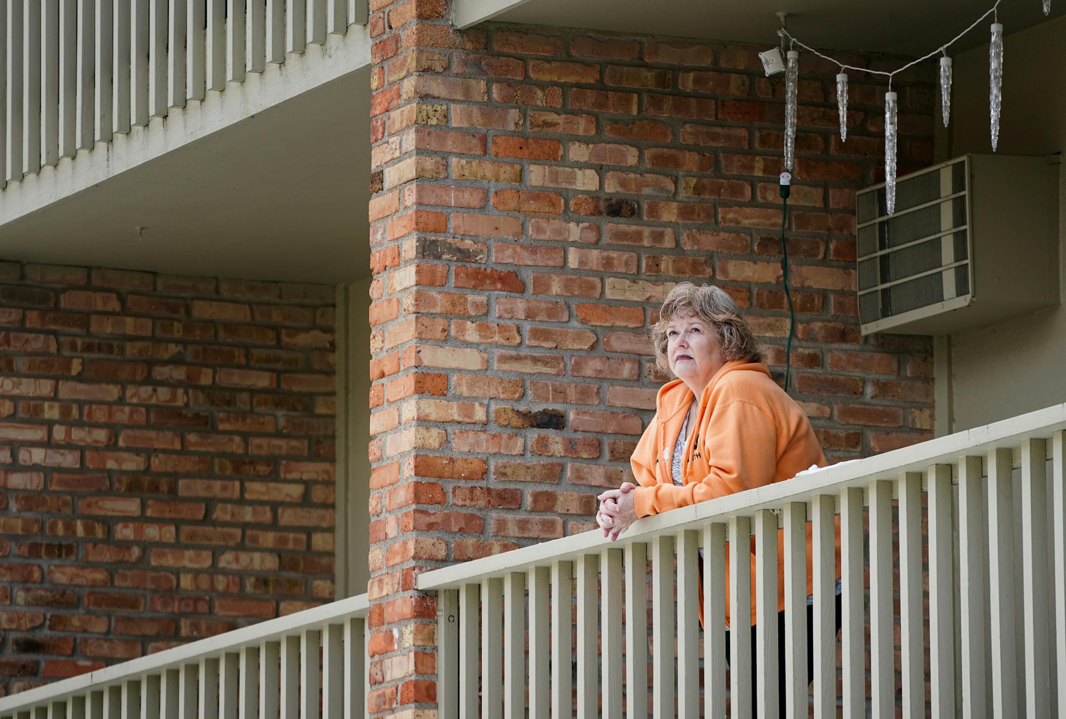 Kristi Hertz has been trying to get answers about her unemployment status but has not been successful. Her apartment is in St. Louis Park. ] GLEN STUBBE &#x2022; glen.stubbe@startribune.com Thursday, April 16, 2020 EDS, In some of the photos she is actually navigating the automatic voice prompts on the phone. She siad was Hennipin County Human Services.