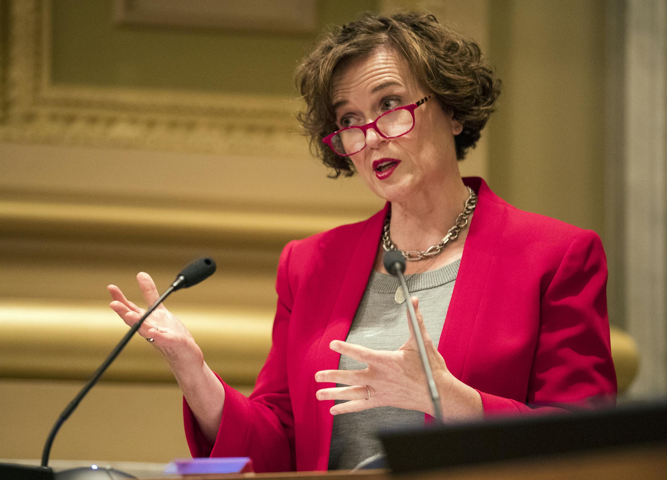 Mayor Betsy Hodges delivers the annual budget address. ] (Leila Navidi/Star Tribune) leila.navidi@startribune.com BACKGROUND INFORMATION: Minneapolis Mayor Betsy Hodges delivers the annual budget address in the City Council Chambers of City Hall in Minneapolis on Wednesday, August 10, 2016.