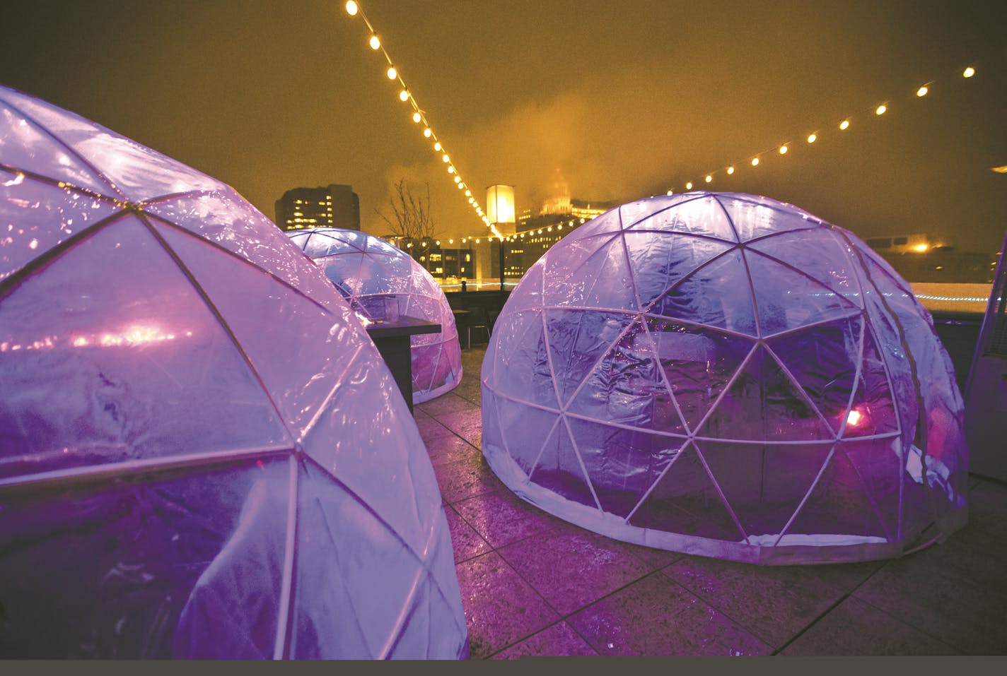 Igloos on the rooftop at La Vetta on Wednesday, January 10, 2018, in Rochester, Minn. ] RENEE JONES SCHNEIDER &#x2022; renee.jones@startribune.com