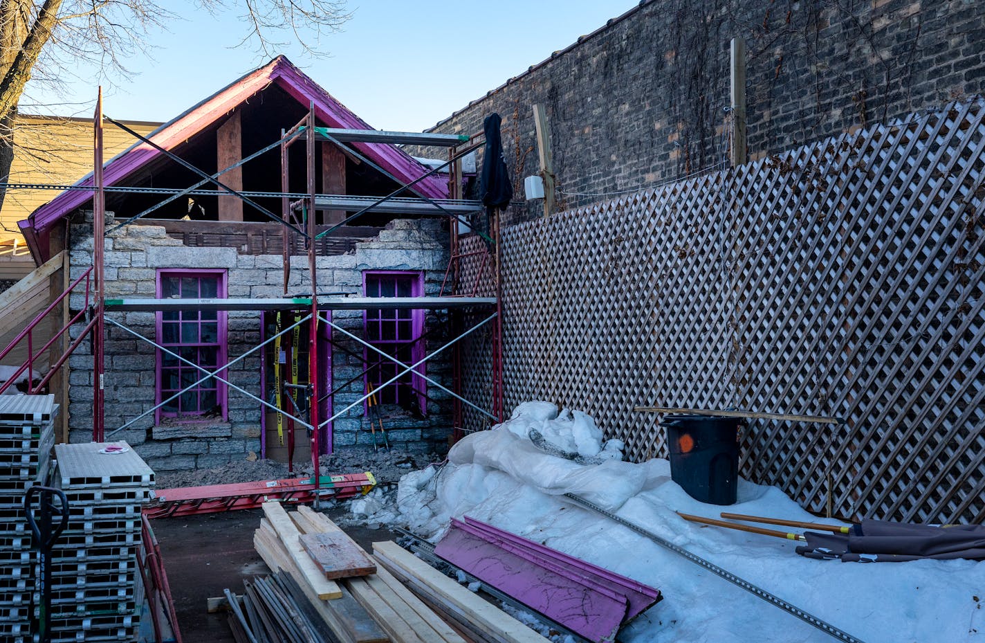 Disassembly of the 170-year-old Justus Ramsey House Monday, February 13, 2023, at in St. Paul, Minn. ] CARLOS GONZALEZ • carlos.gonzalez@startribune.com.