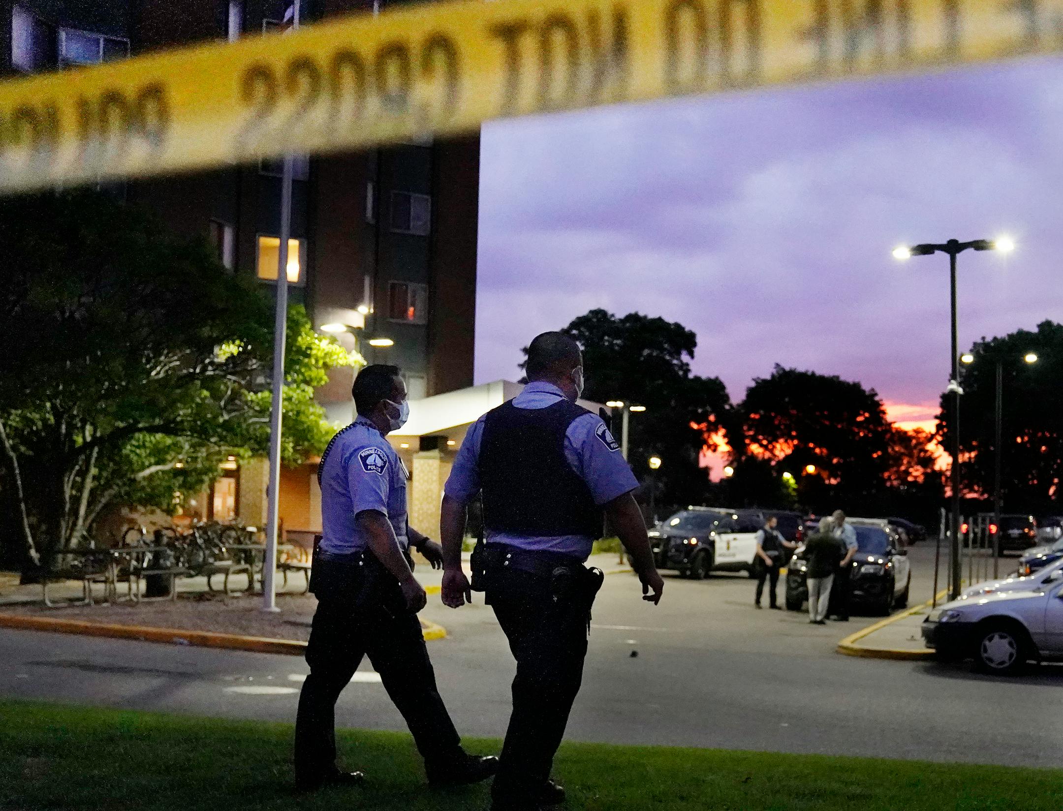Early morning homicide scene on 3rd Ave. S., outside a Minneapolis high-rise apartment building, just south of downtown Minneapolis.] DAVID JOLES • david.joles@startribune.com spot news