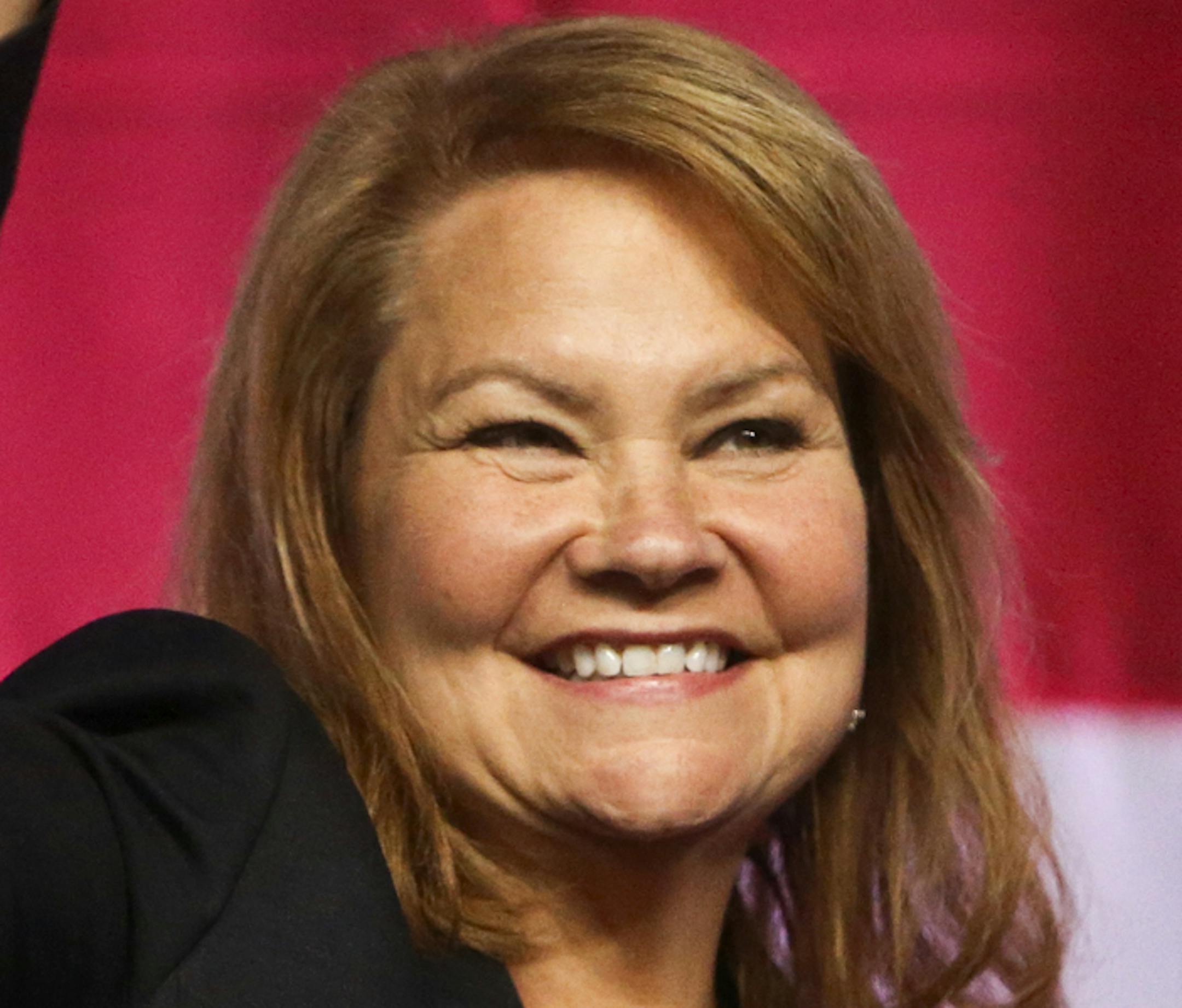 Republican U.S. Senate candidate Julianne Ortman waves to delegates before taking the stage to speak at the Minnesota Republican Party Convention at the Rochester Civic Center Friday, May 30, 2014.](DAVIDJOLES/STARTRIBUNE) djoles@startribune.com Minnesota Republican Party Convention at the Rochester Civic Center Friday, May 30, 2014