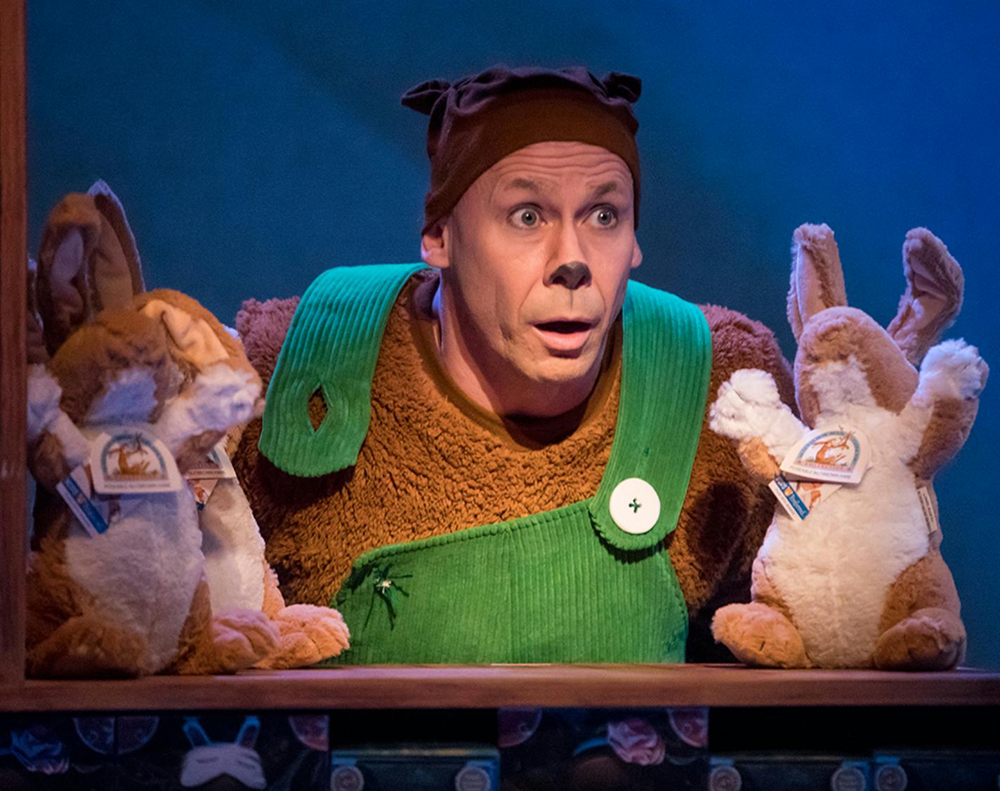 Dean Holt in "Corduroy" at Children's Theatre.